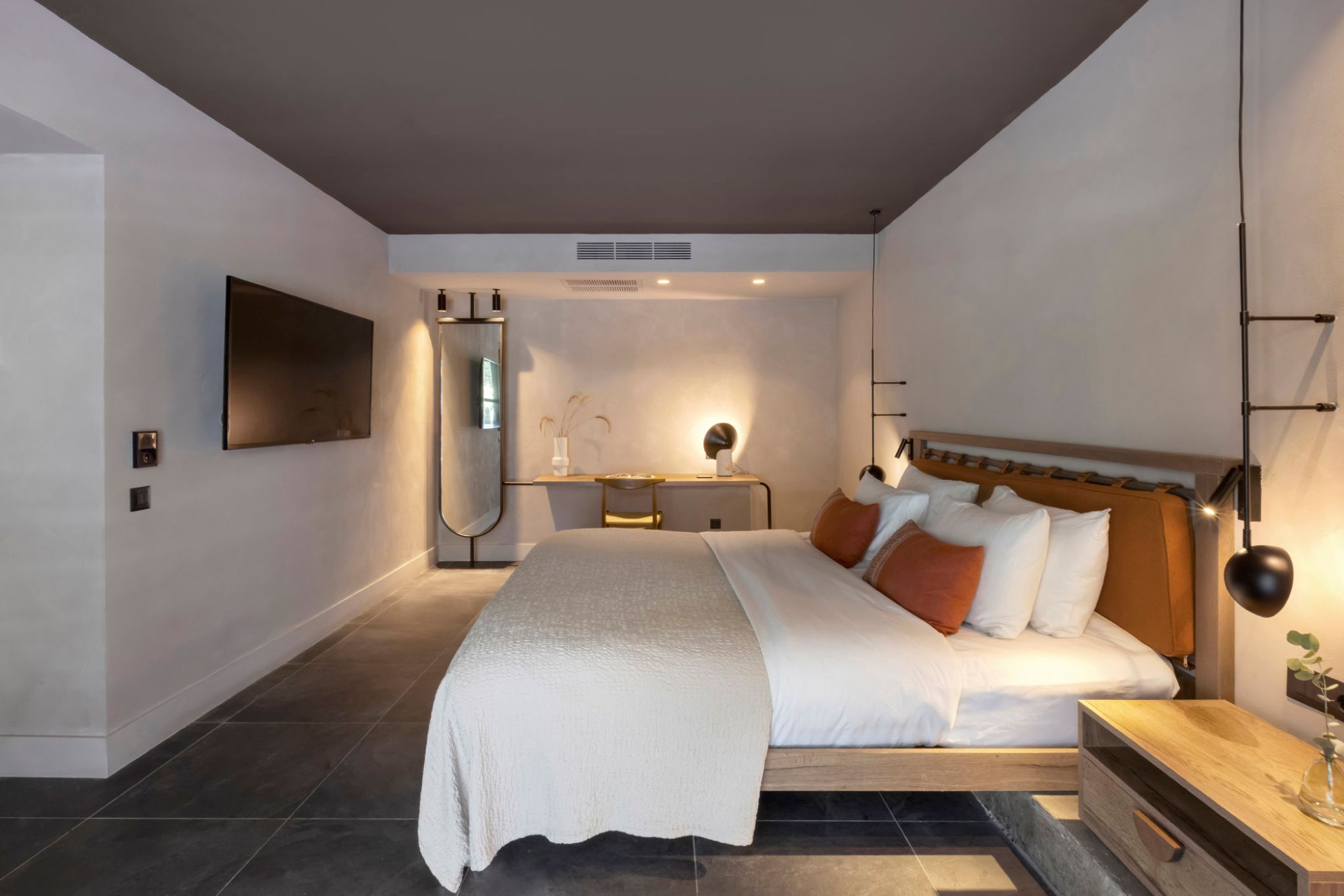 Family Room King Size Bed