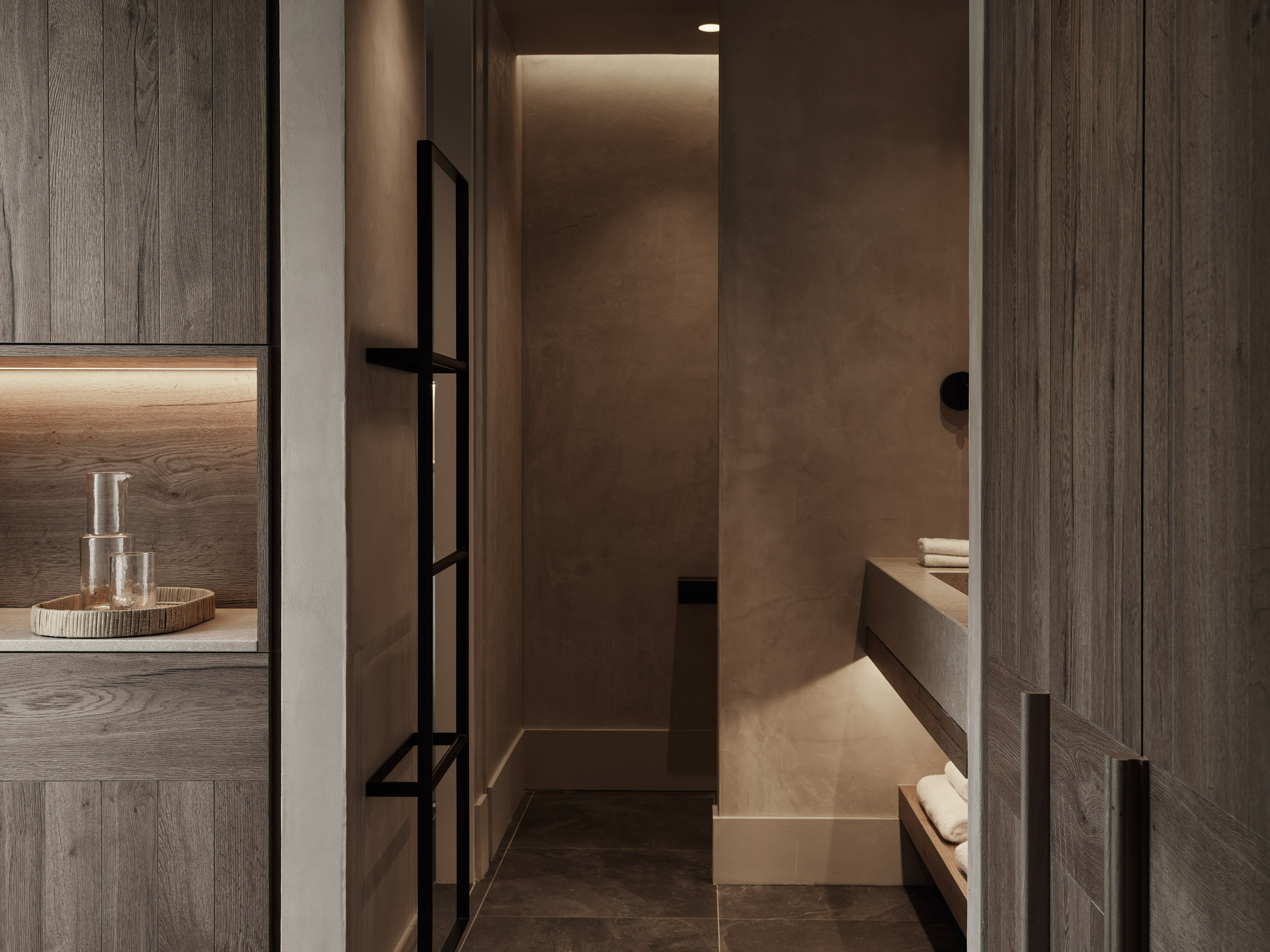 Double Garden View King Bed