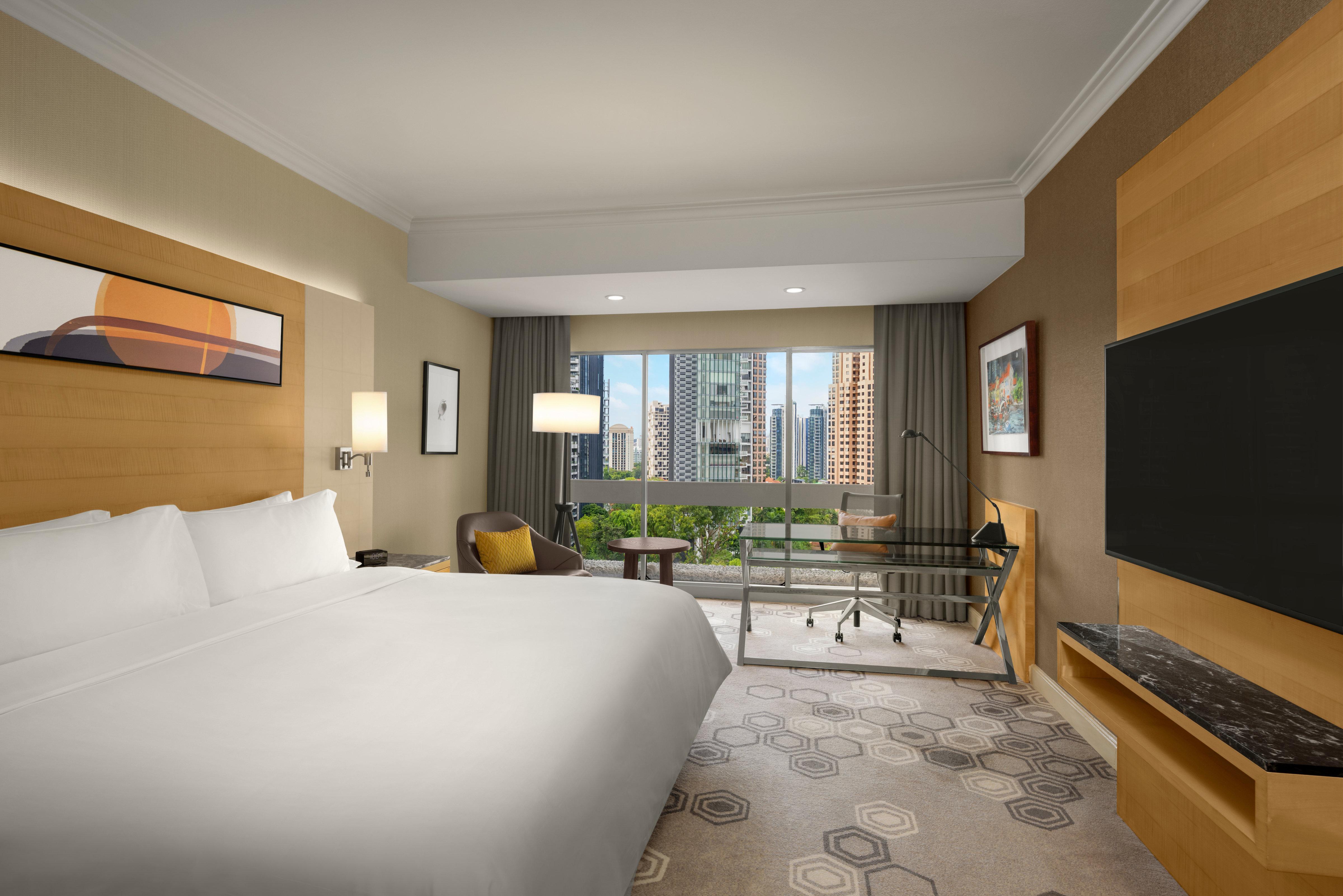 Double Deluxe King Bed