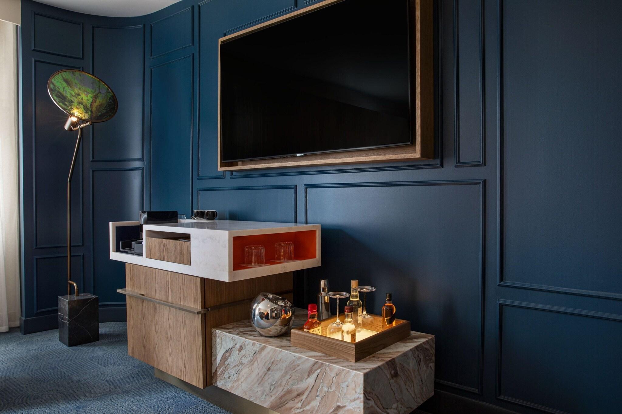 Quadruple Two Queen Beds