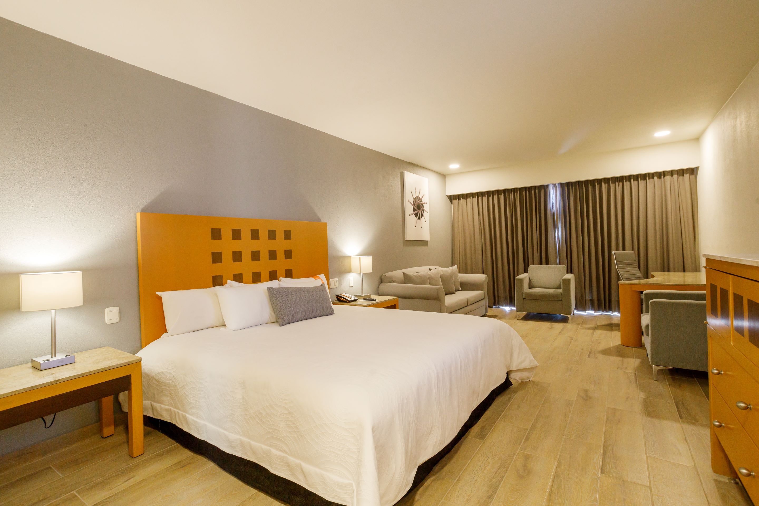 Junior Suite King Size Bed