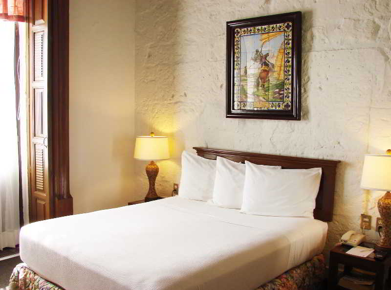 Double Queen Size Bed