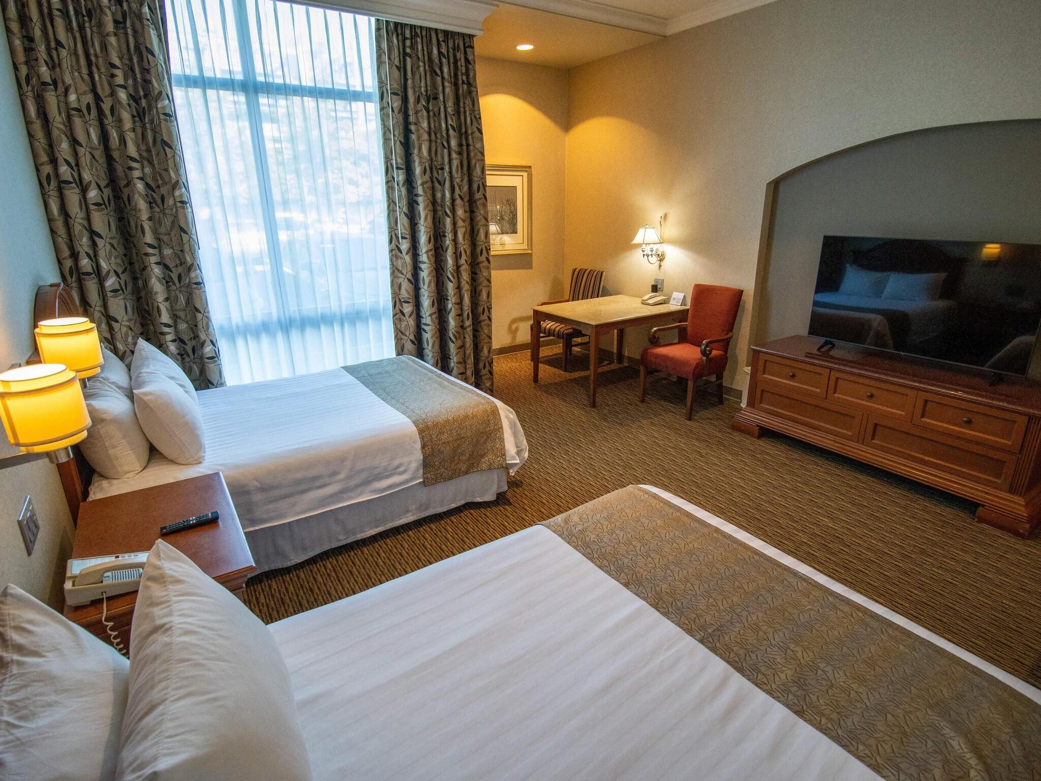 Double Deluxe Two Double Beds