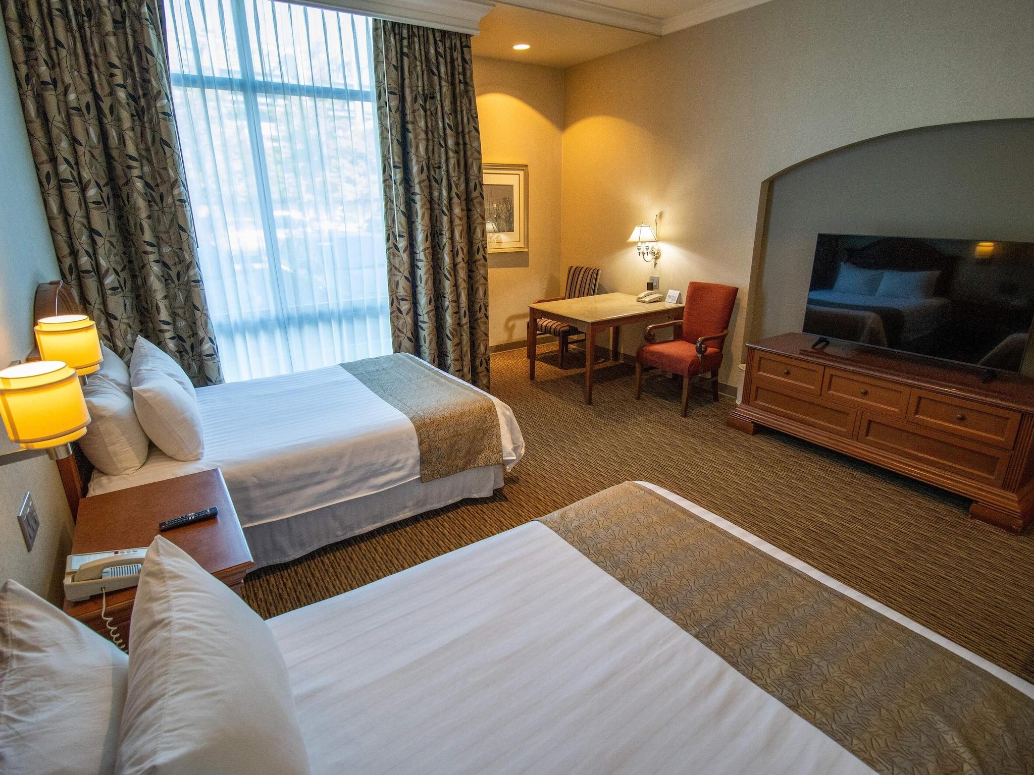 Double Deluxe Two Double Beds