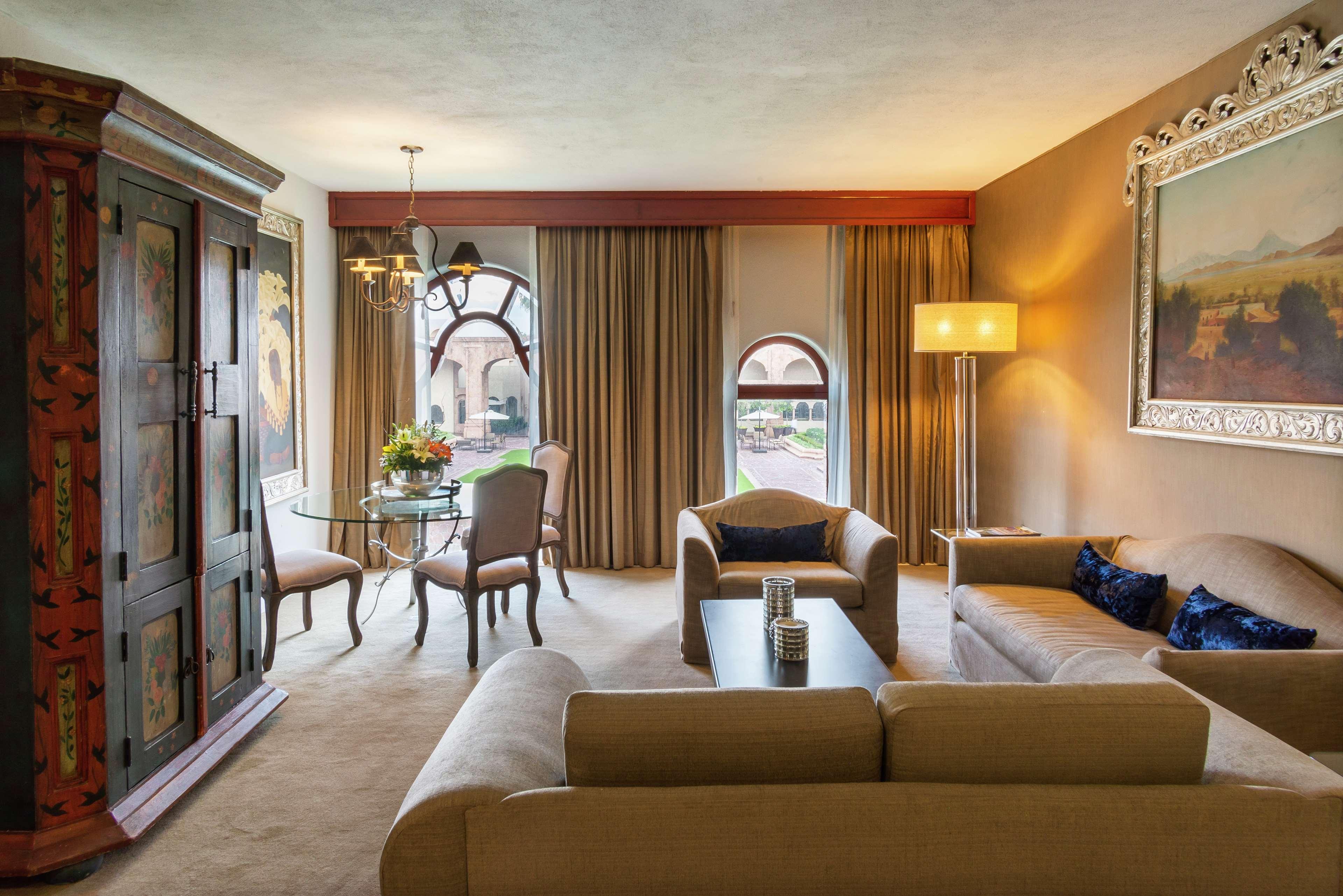 Suite King Bed One Bedroom 