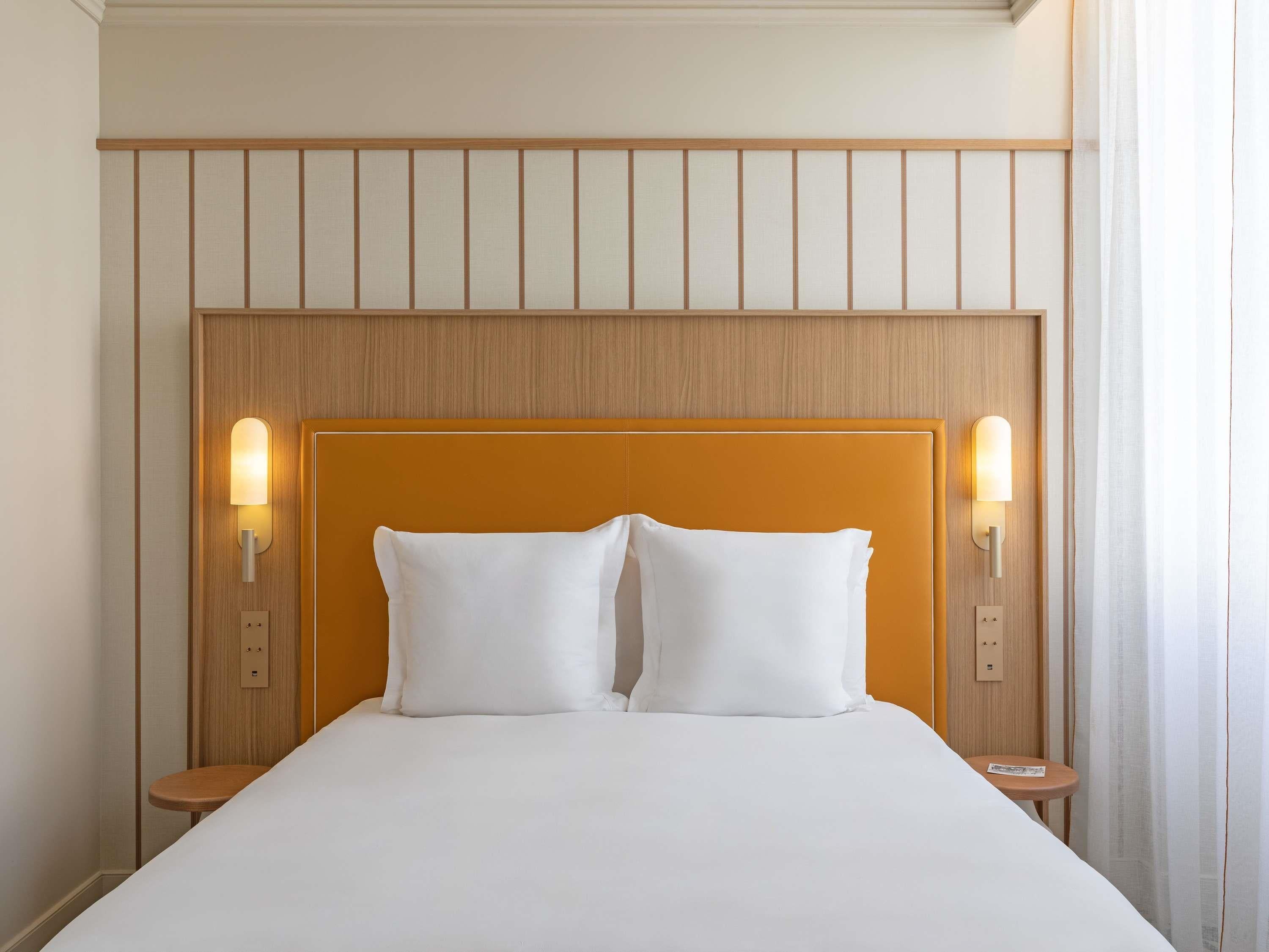 Double Superior Queen Bed