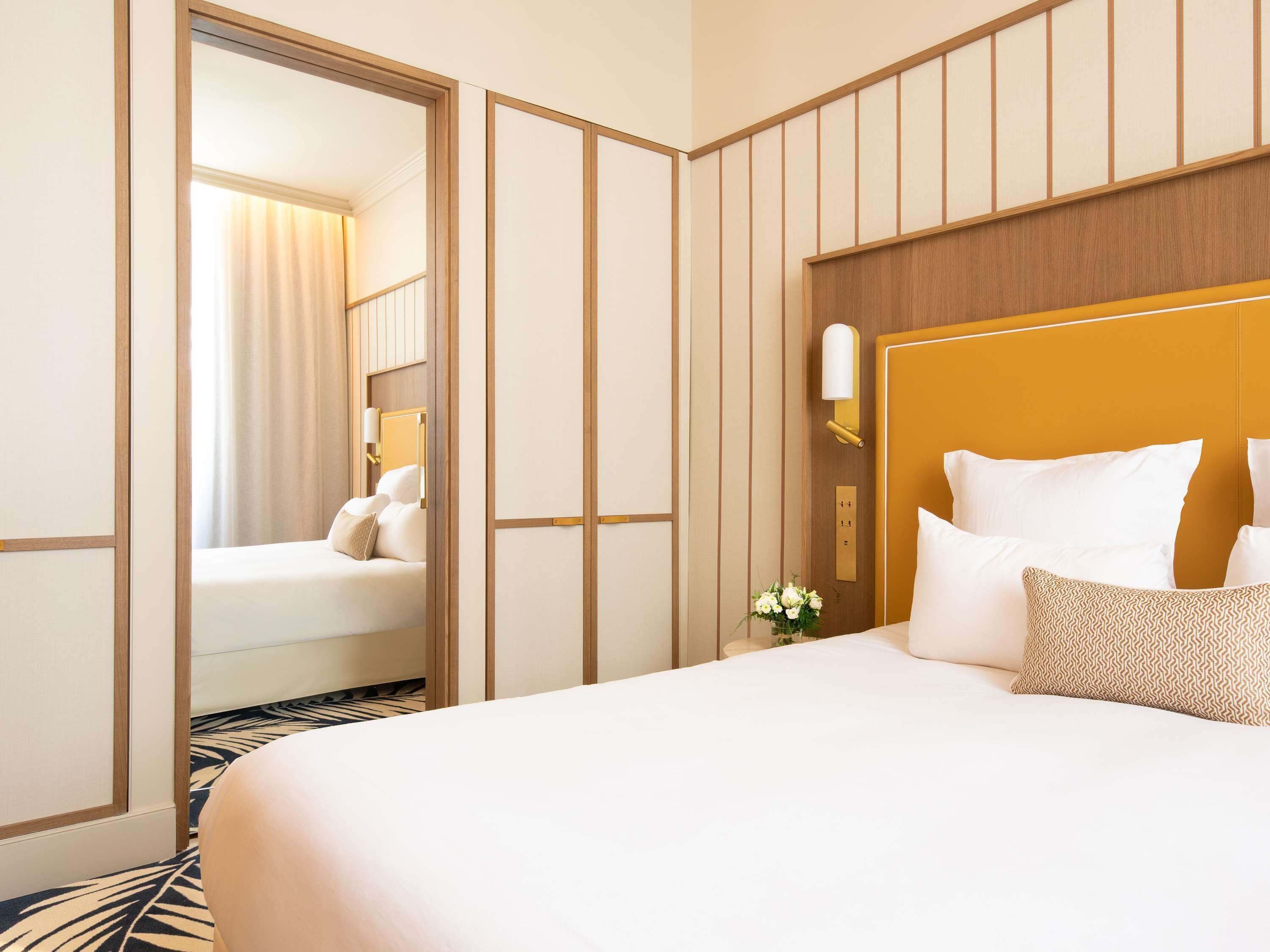 Double Superior Queen Bed