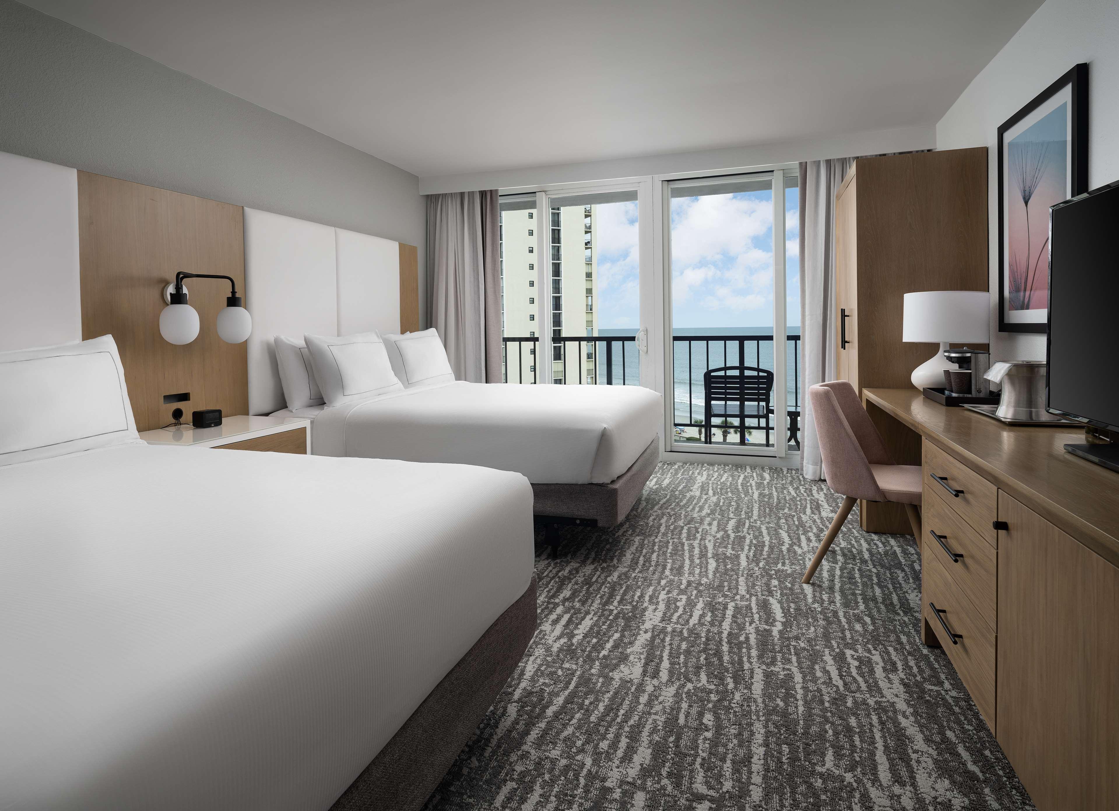 Double Ocean Front with Balcony