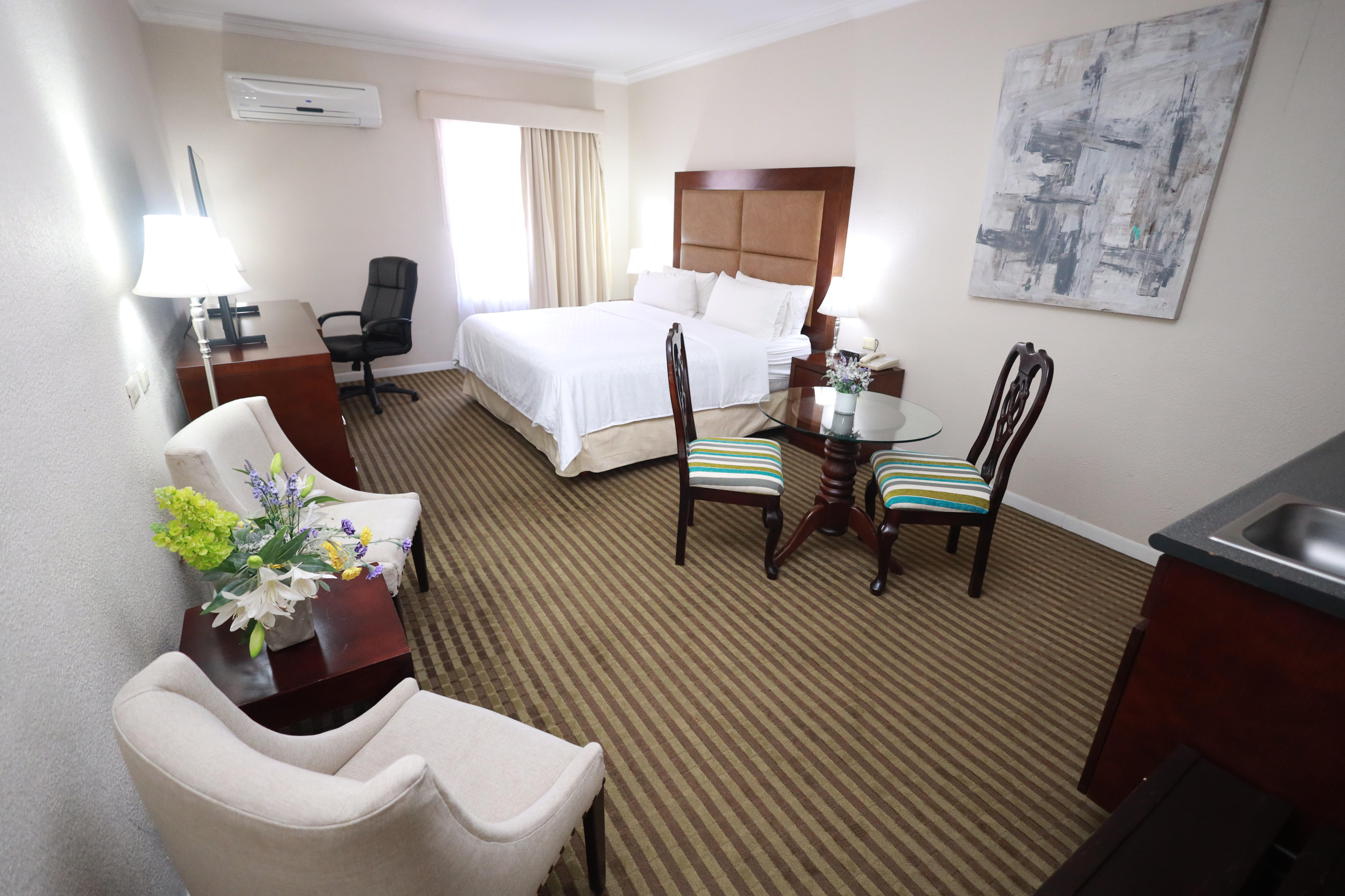 Junior Suite King Size Bed