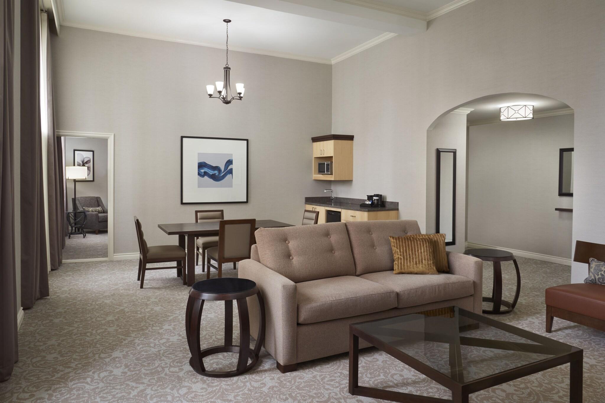 Junior Suite King Bed One Bedroom 