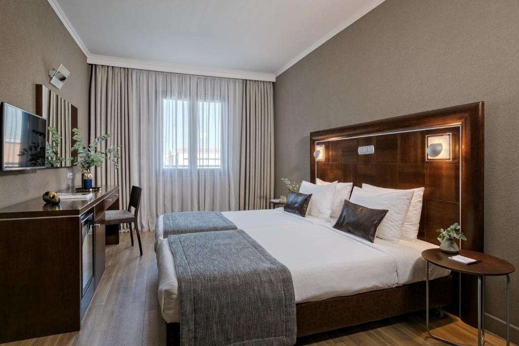 Double or Twin Superior