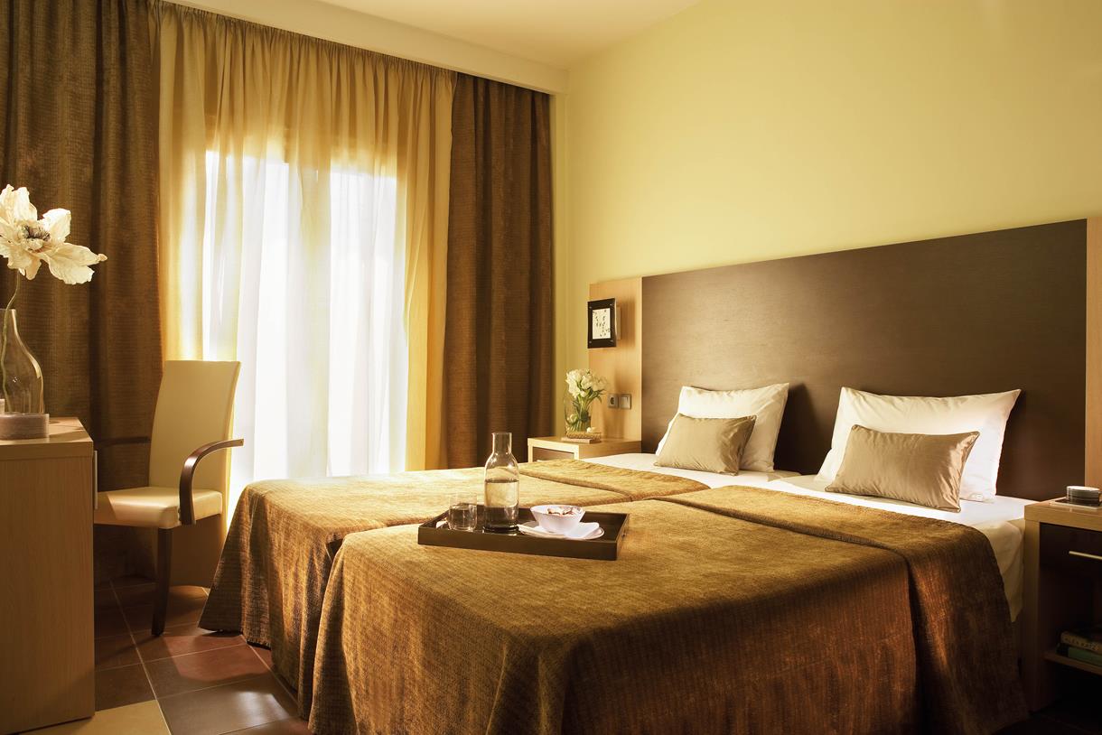 Double or Twin Standard