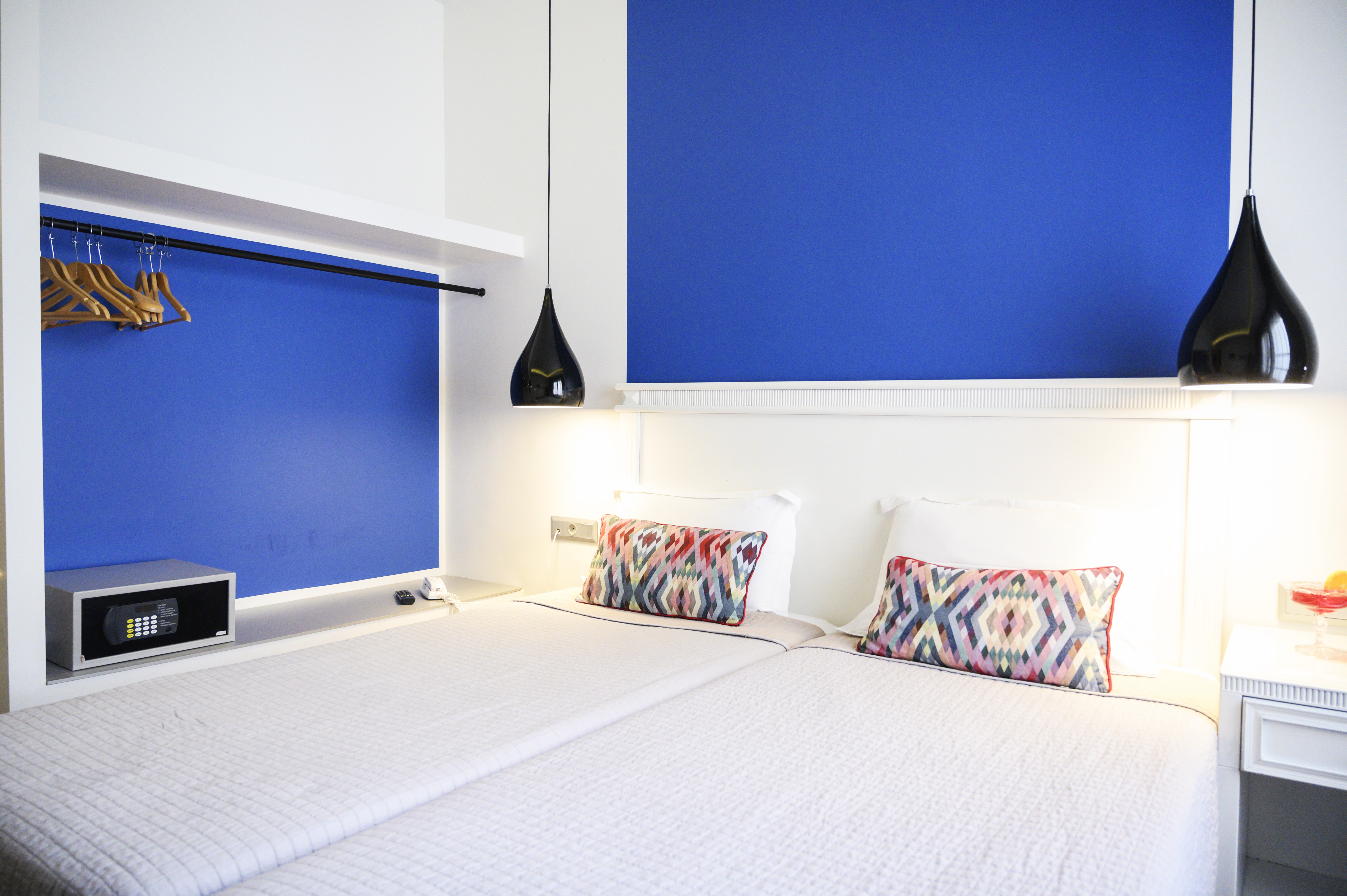 Double or Twin Standard