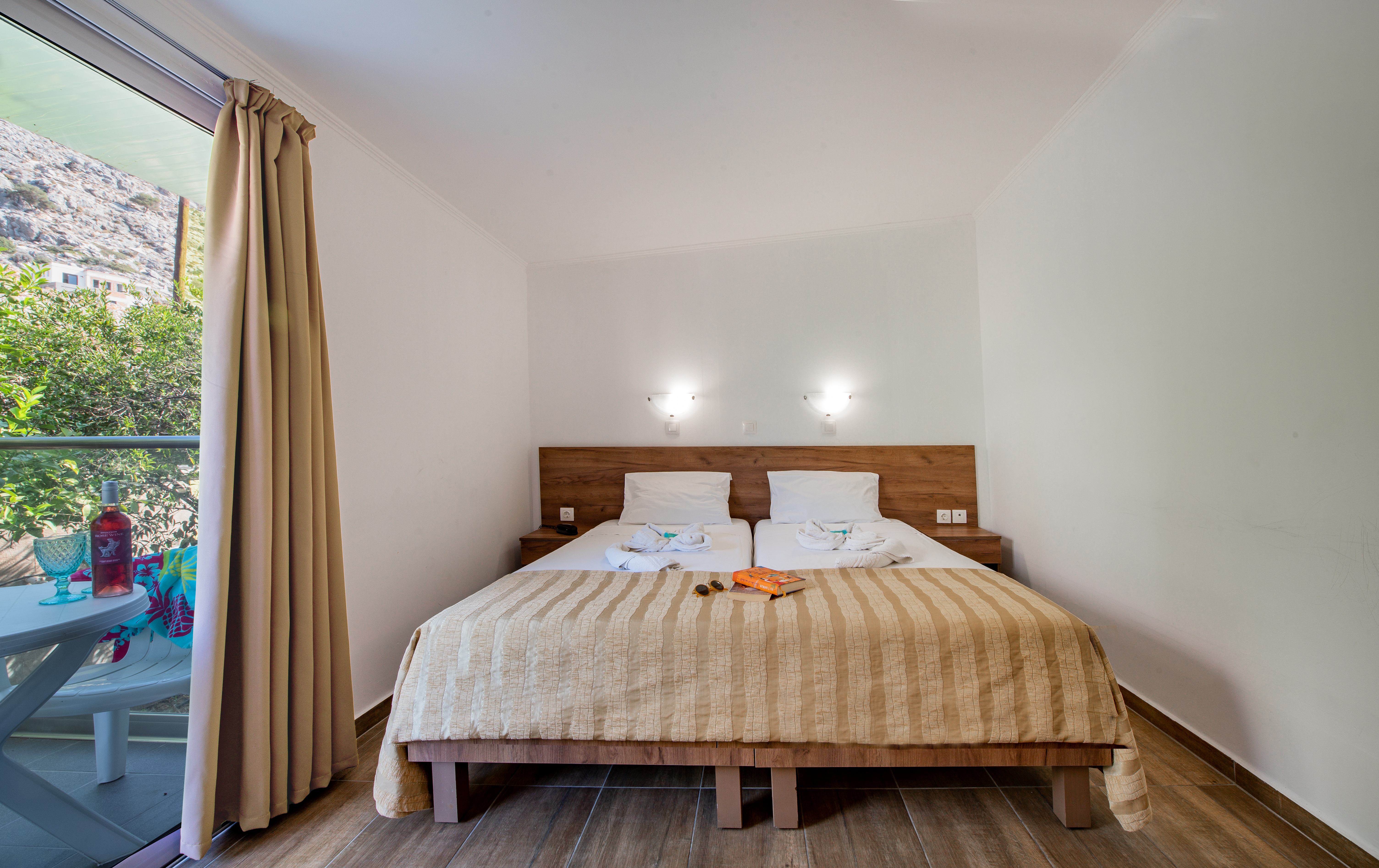 Double or Twin Standard