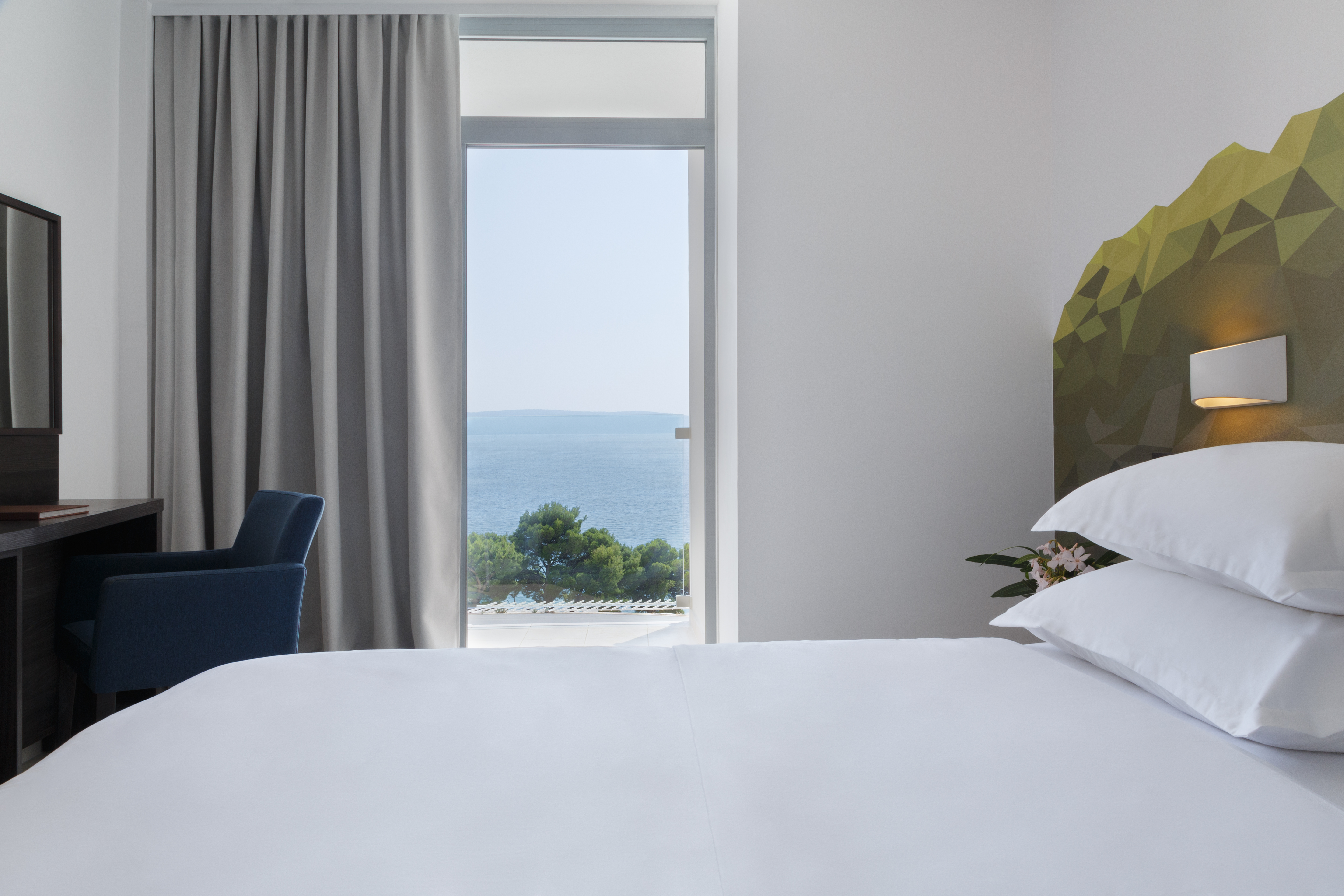 Single Side Sea View with Balcony