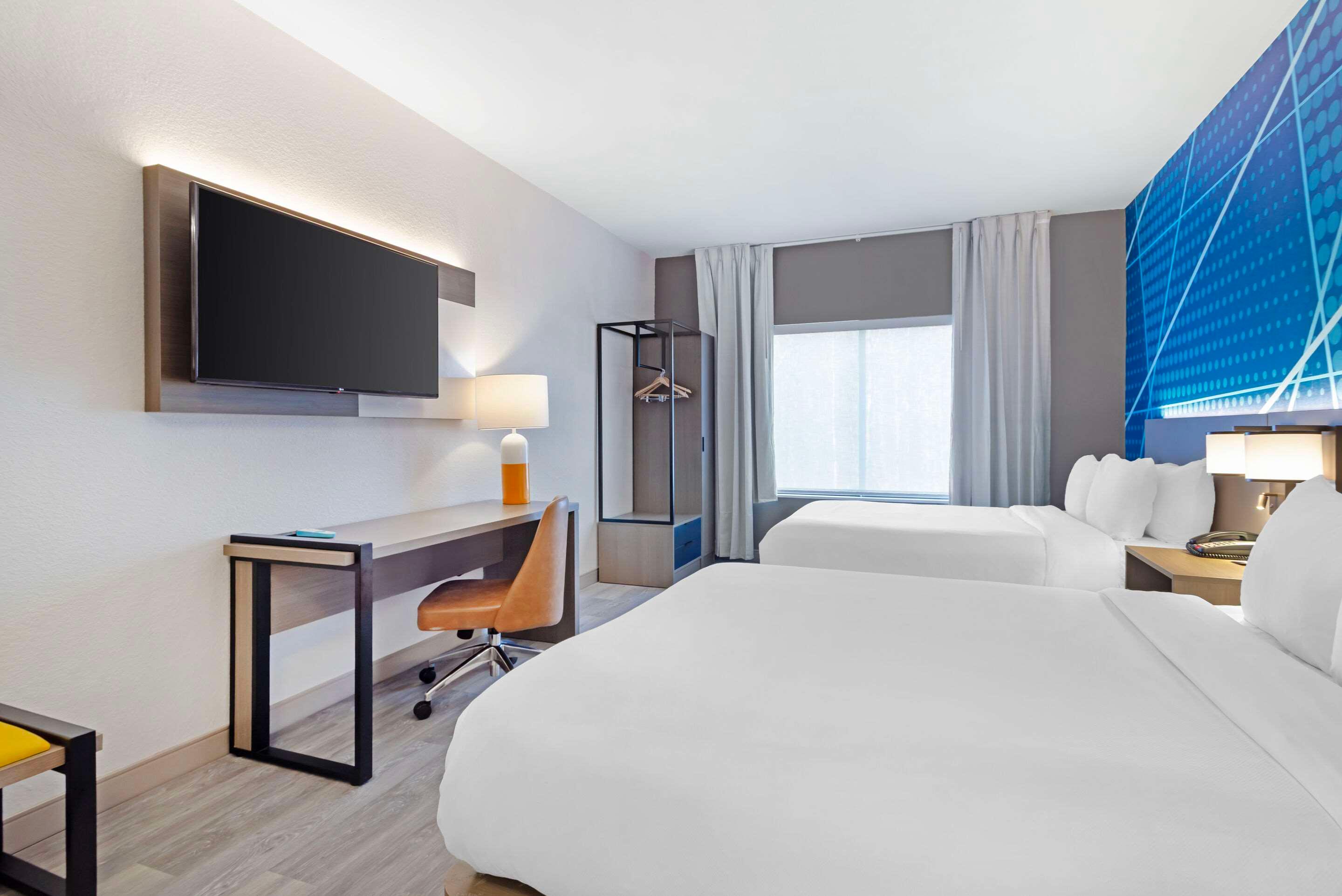 Suite Two Queen Beds Non Smoking