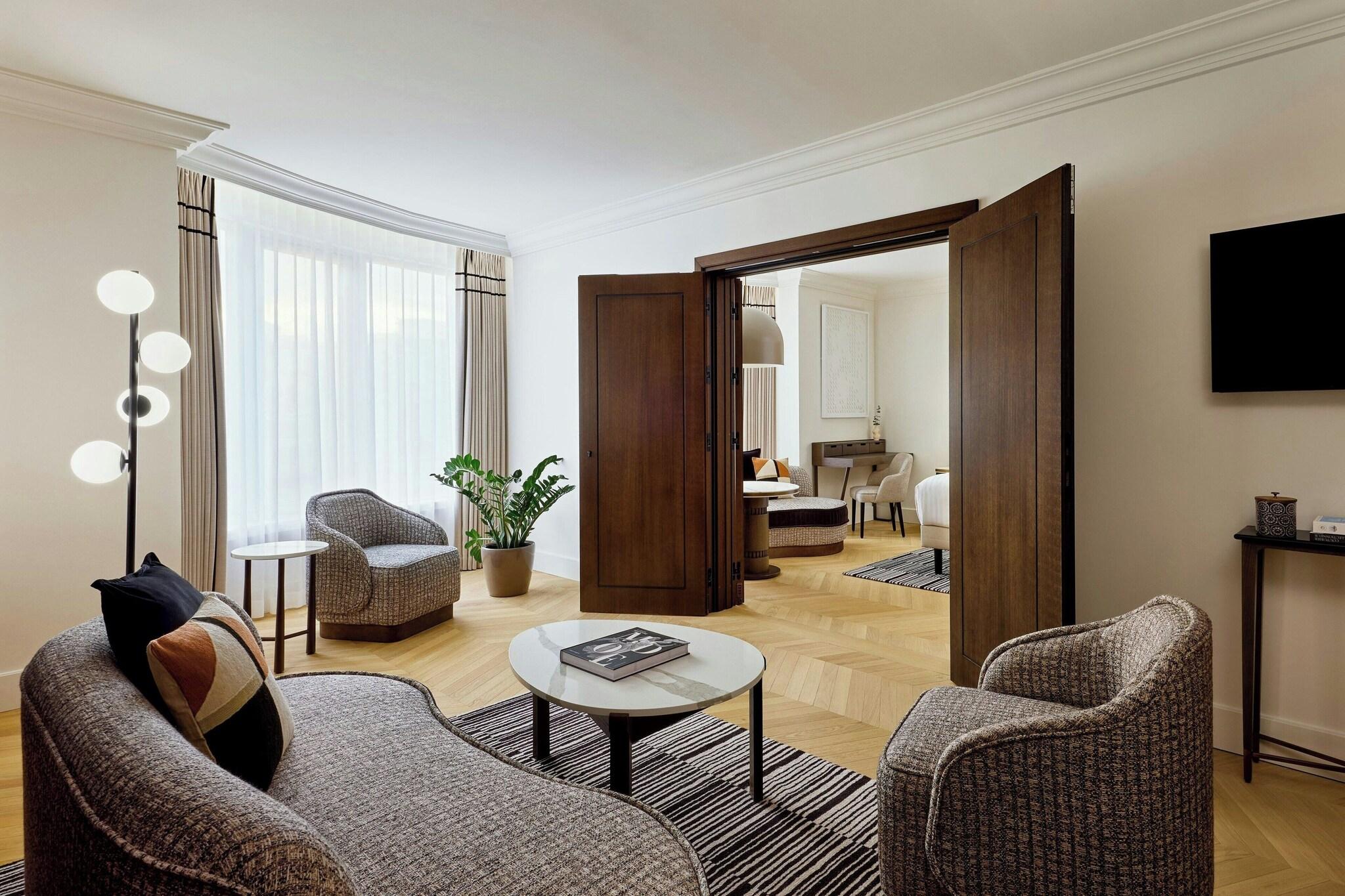 Suite One Bedroom with Views