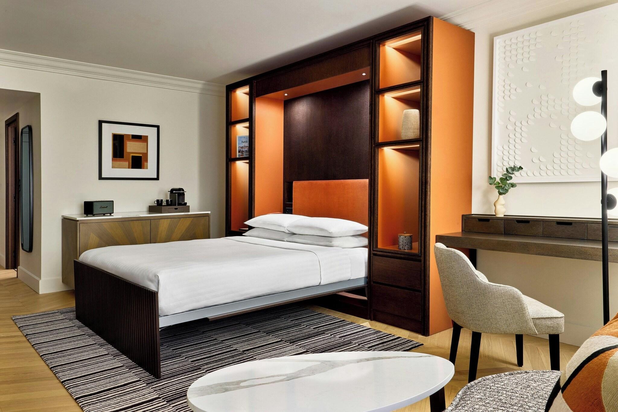 Double Superior Queen Bed