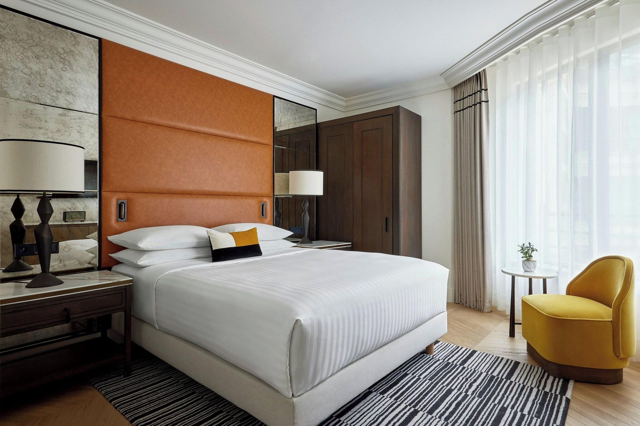 Double Deluxe Guest Room
