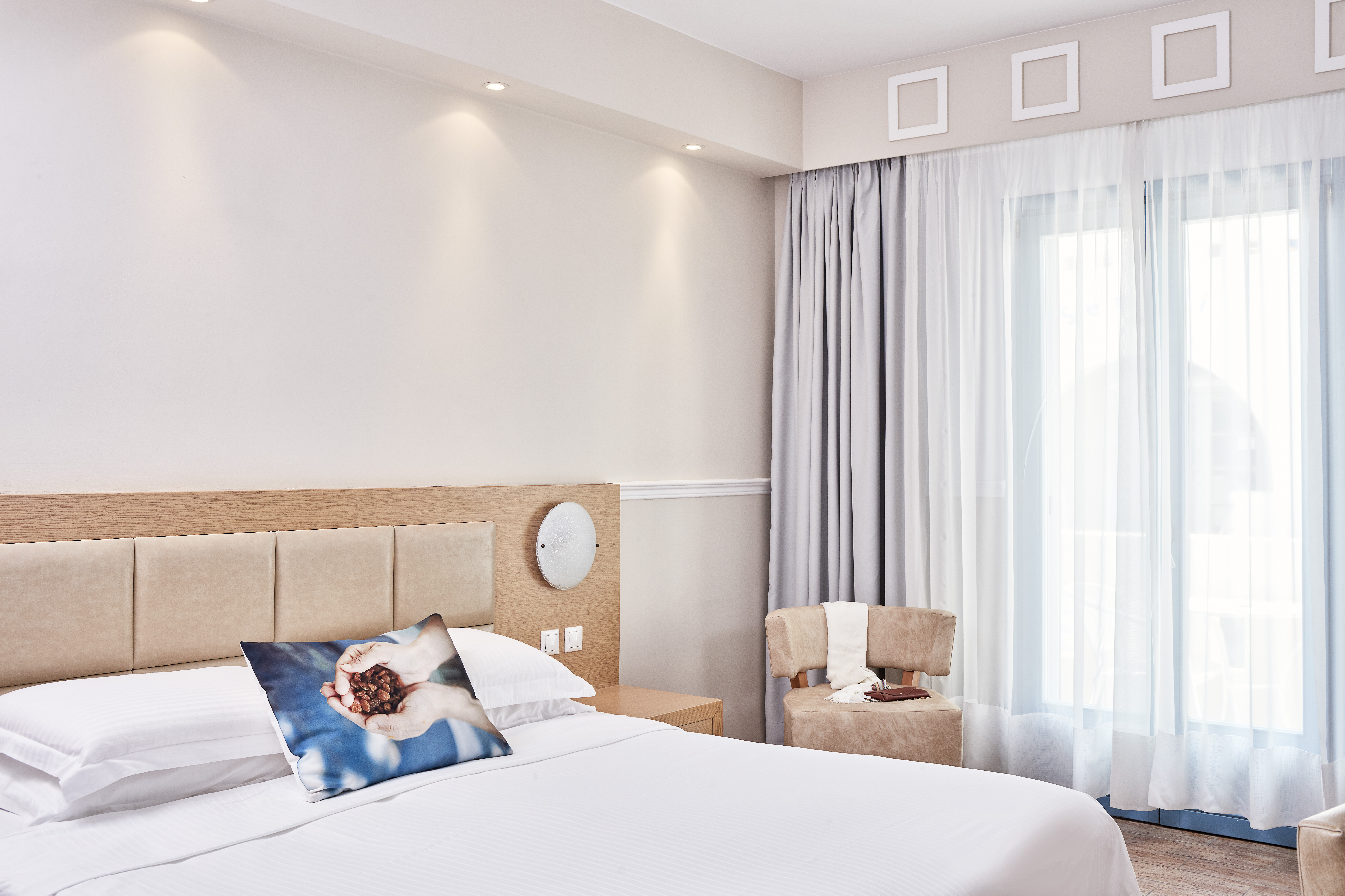 Double or Twin Standard