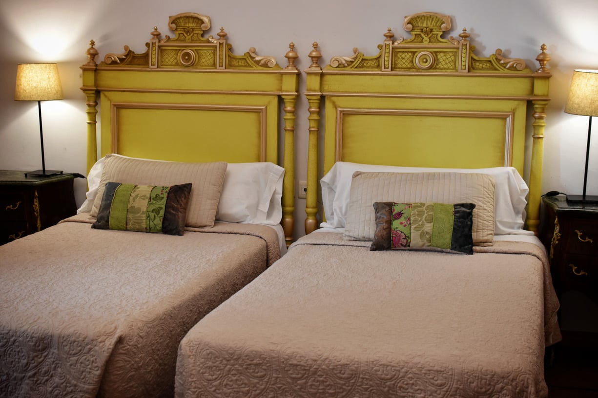 Double or Twin Standard