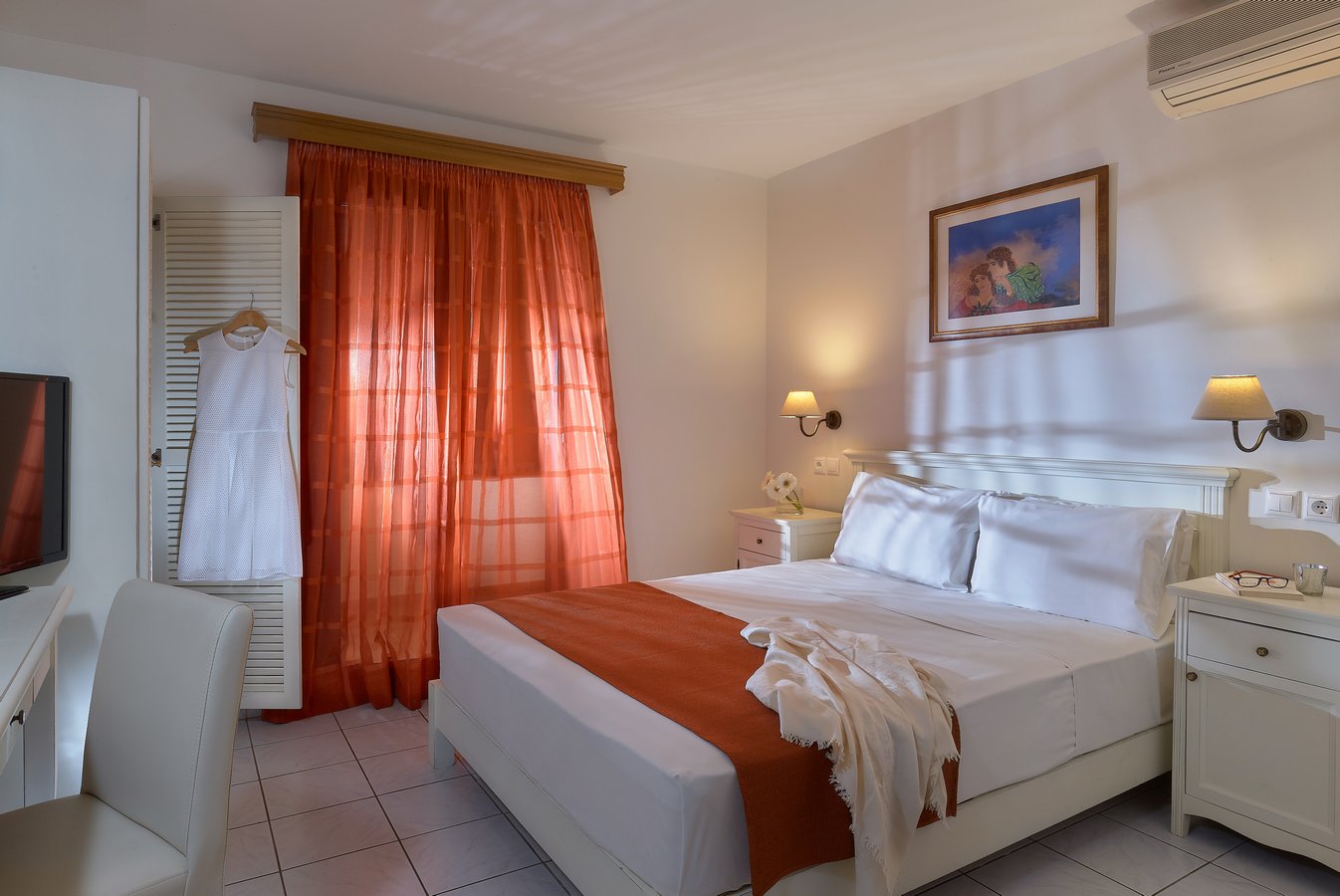 Double or Twin Standard