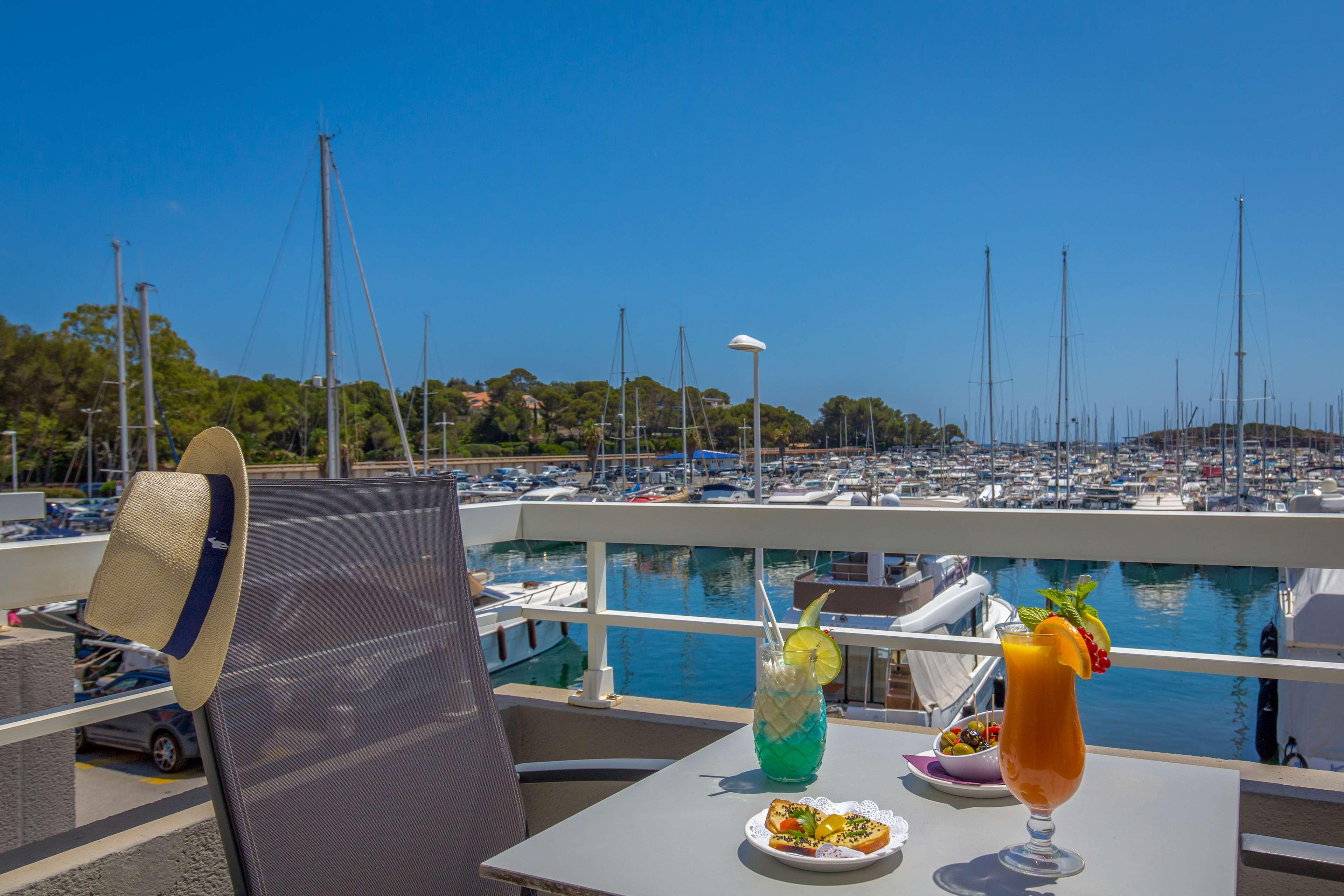 Suite Queen Bed Non Smoking