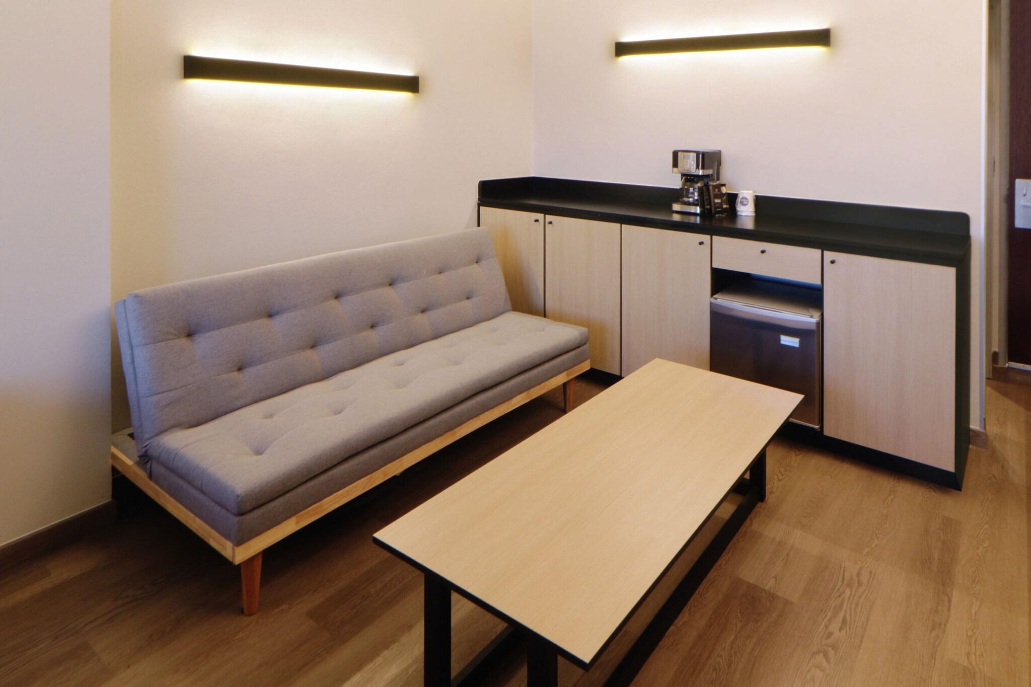 Double Superior Queen Bed