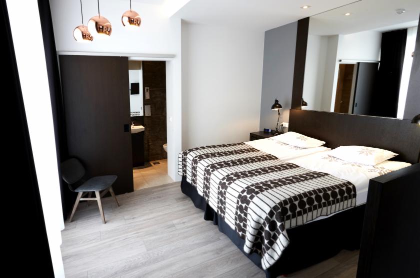 Double or Twin Standard