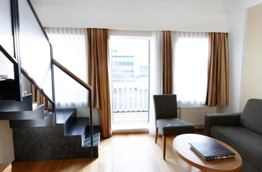 Junior Suite with Balcony