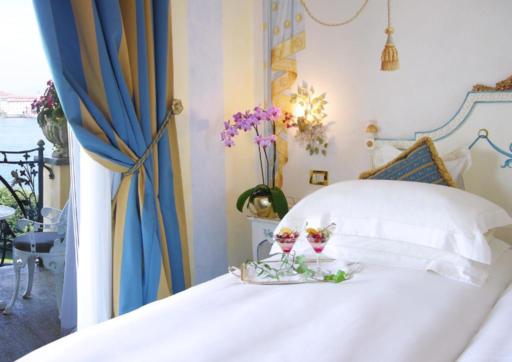 Double Deluxe with Views