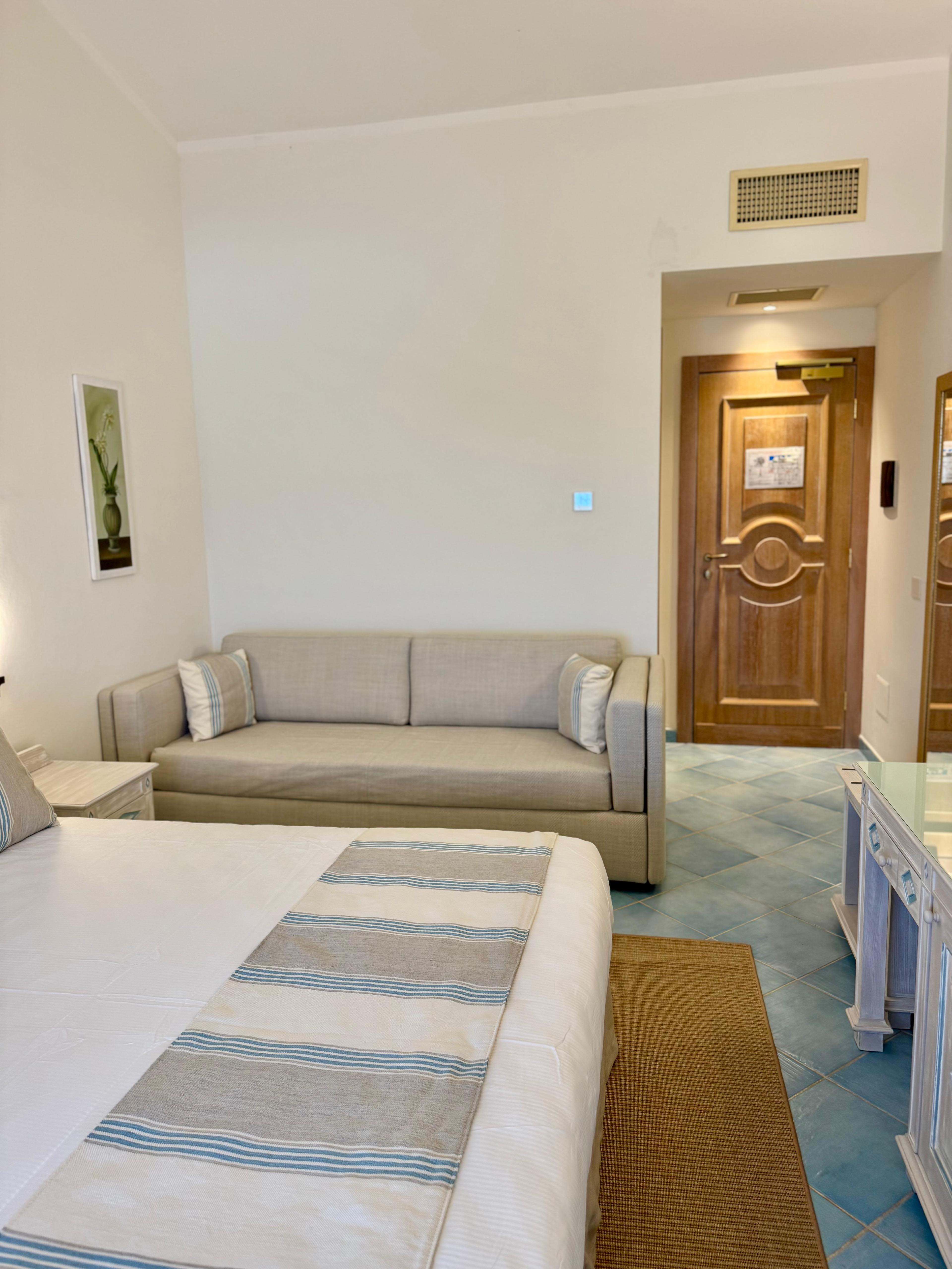 Family Room Superior Garden View