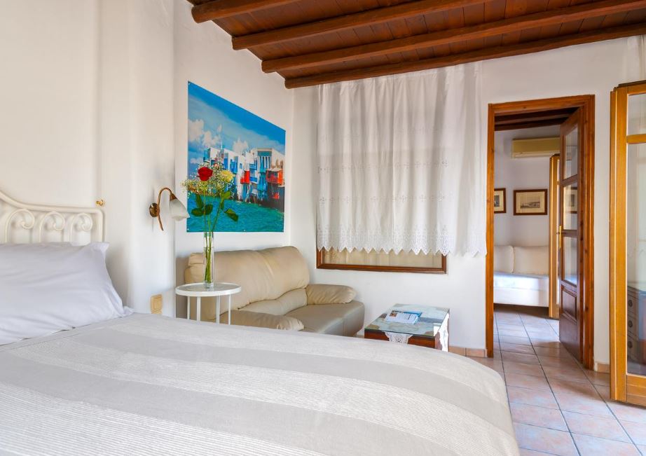 Family Room Capacity 4