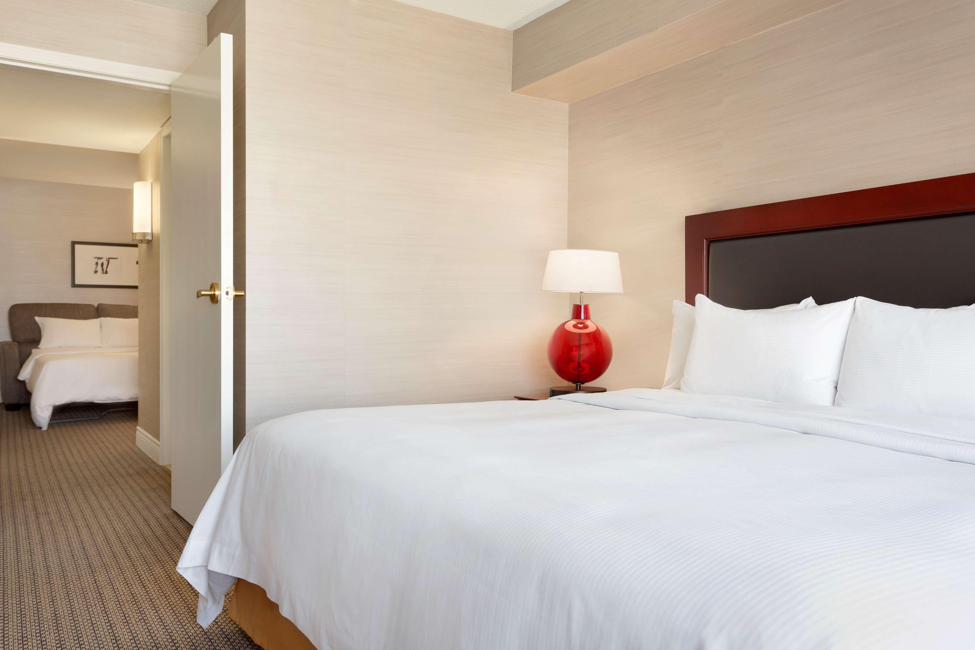 Junior Suite King Size Bed