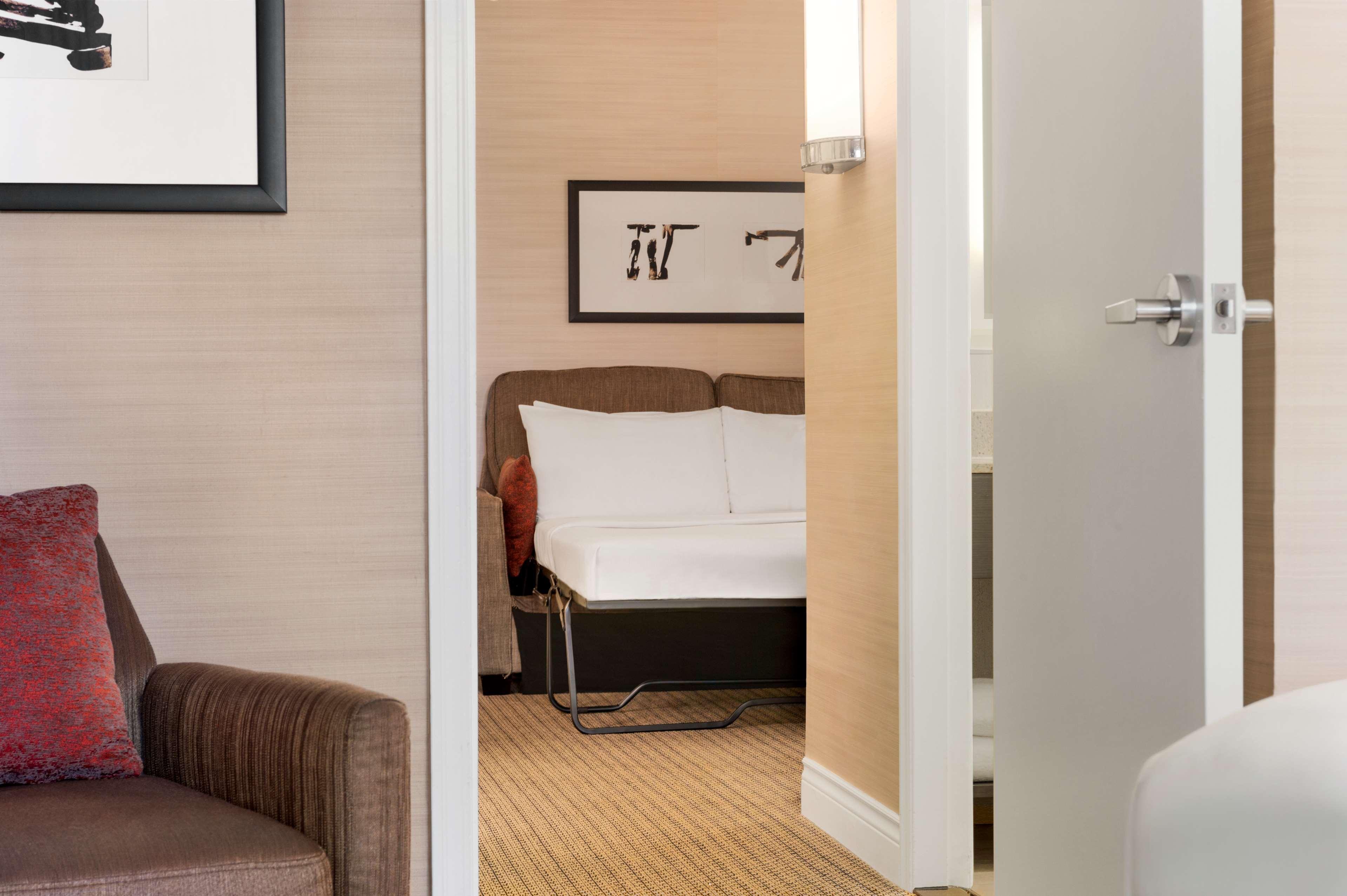 Suite King Bed One Bedroom 