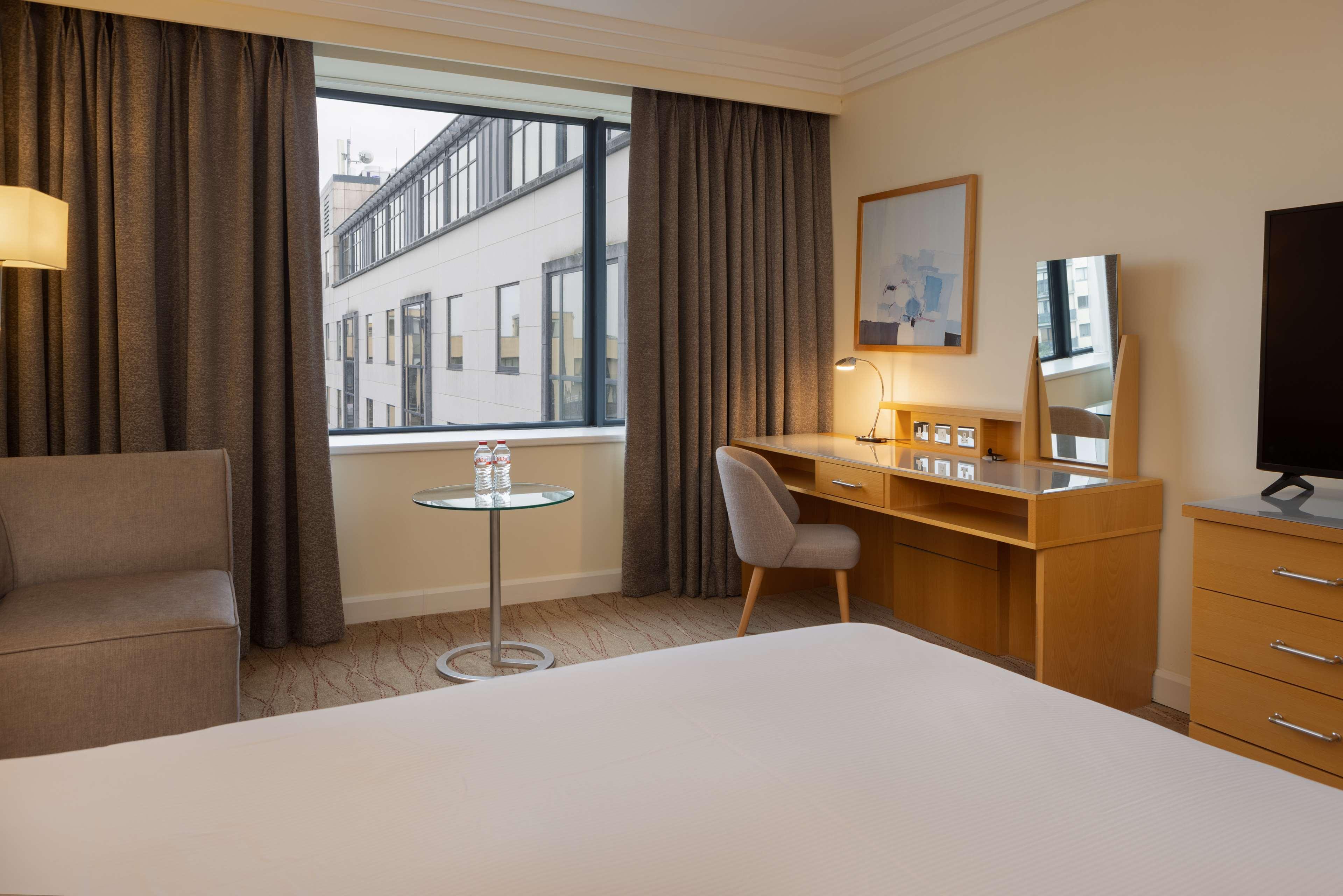 Double Deluxe King Bed