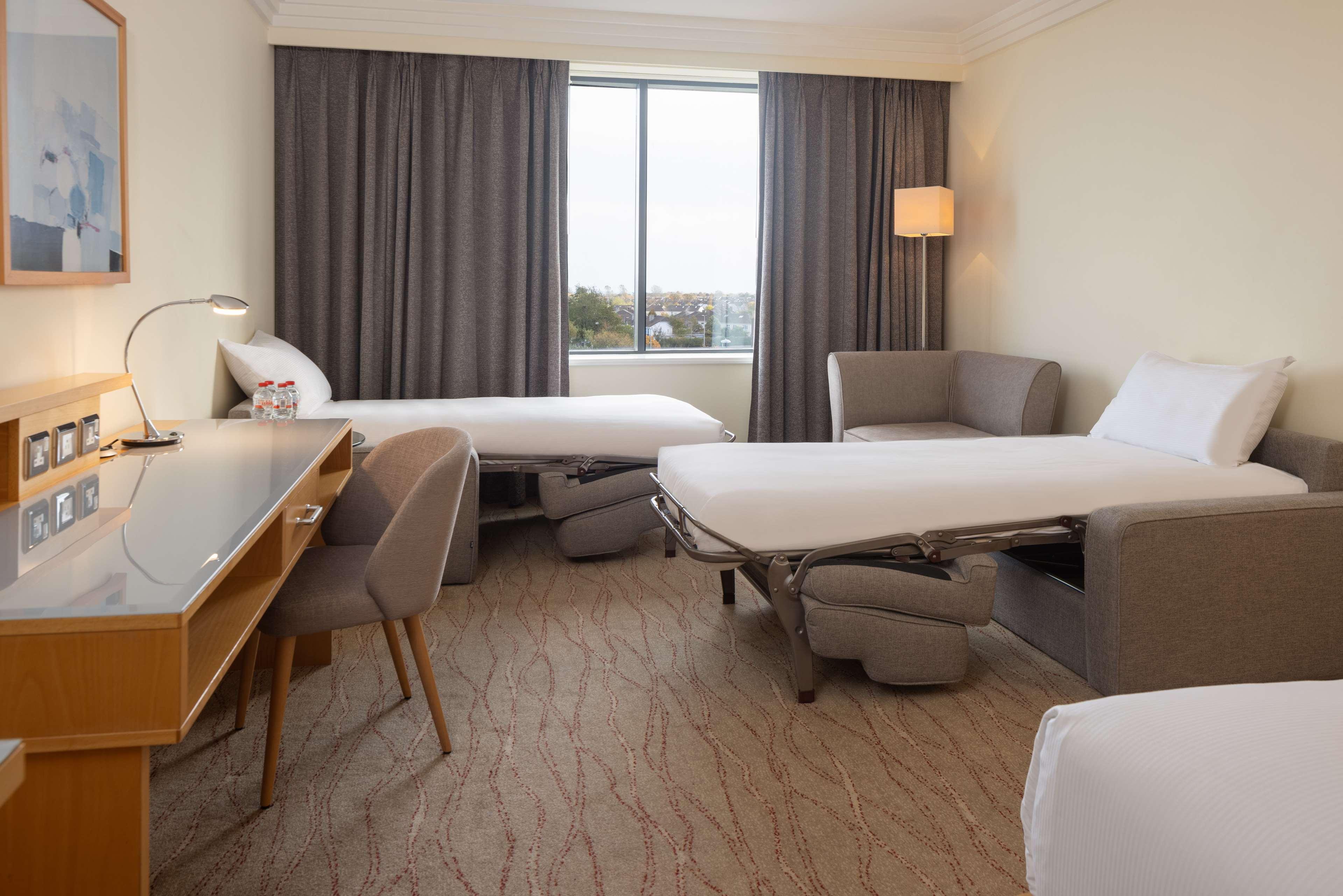 Family Room Guest Room