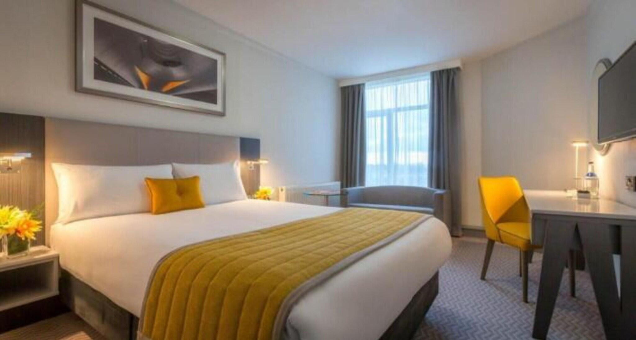 Junior Suite Two Double Beds