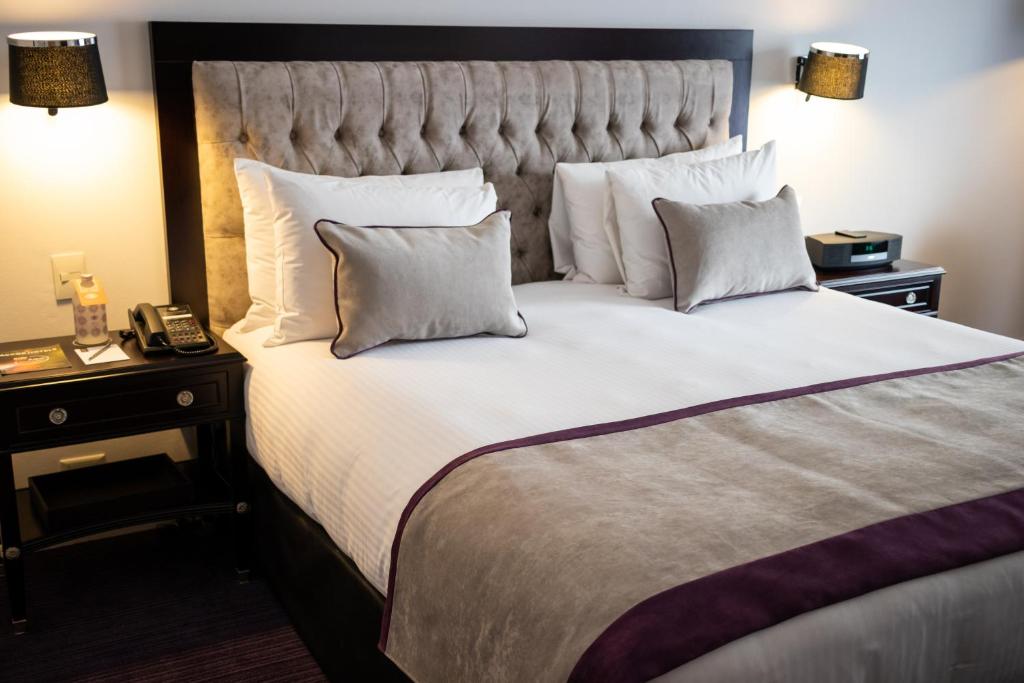 Double or Twin Superior