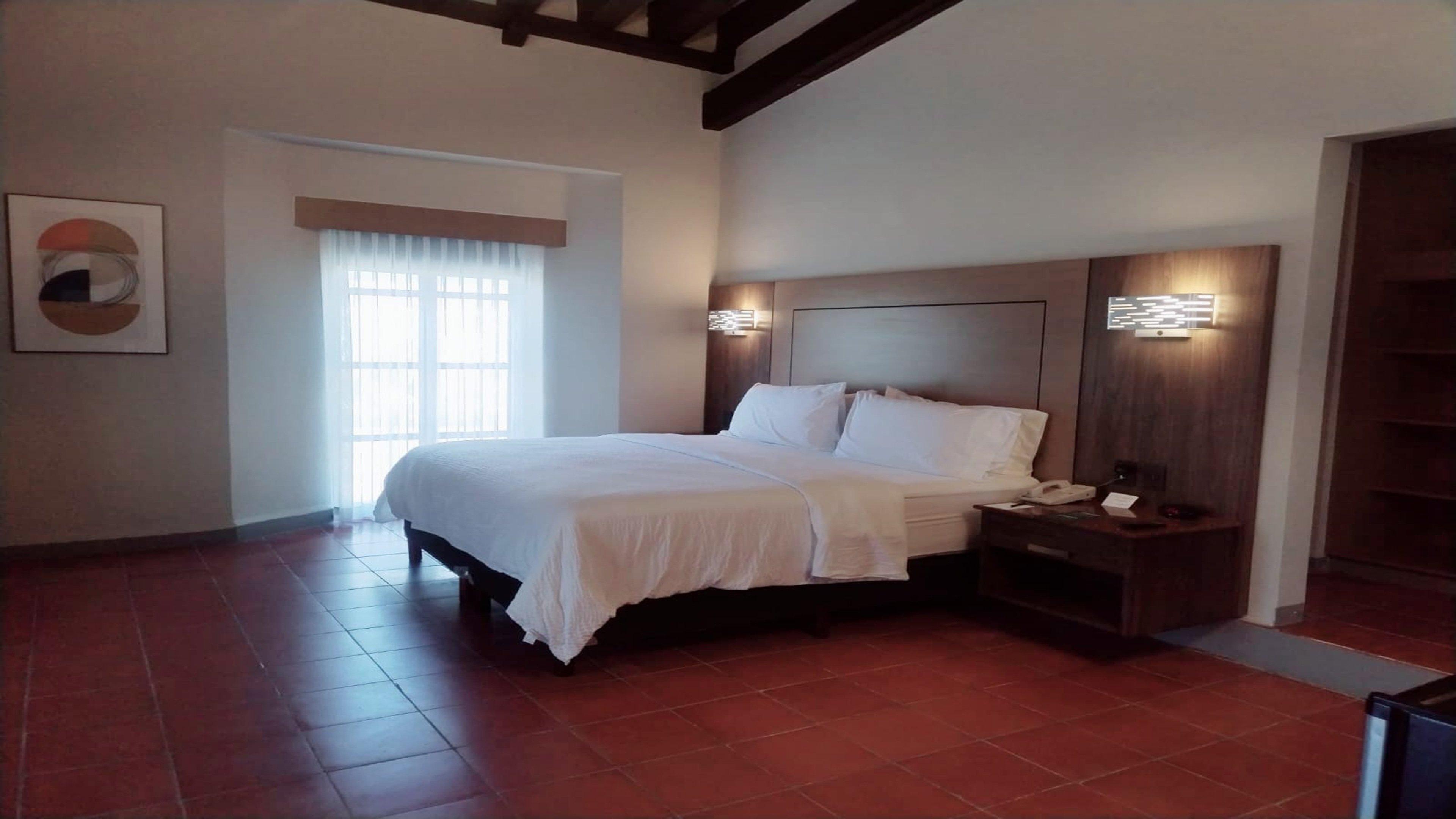 Double City View King Bed