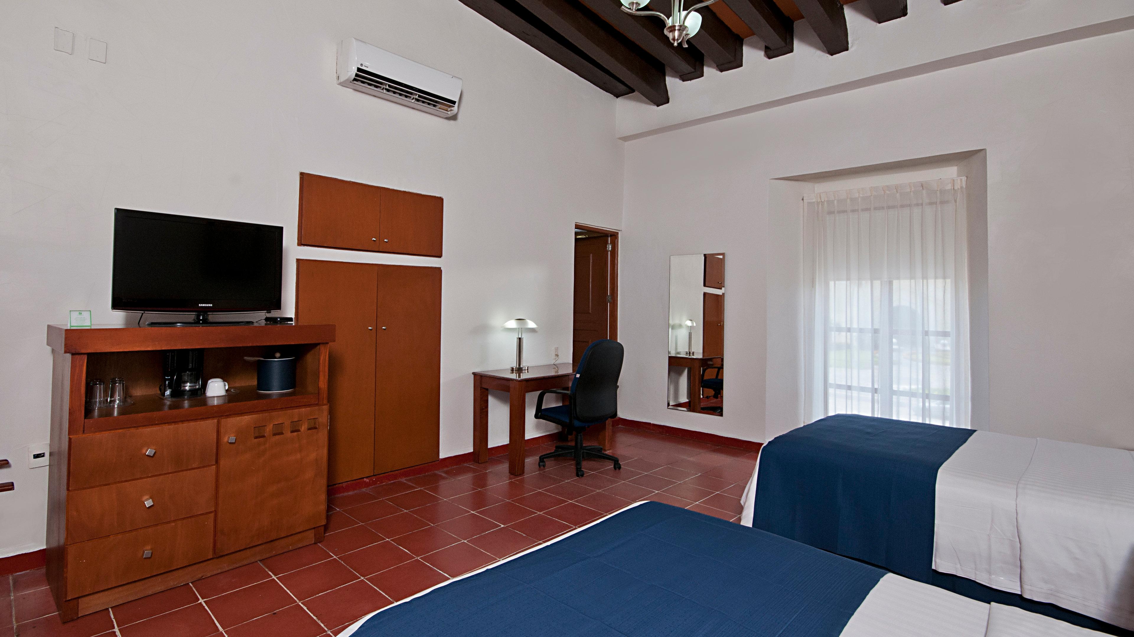Suite Two Queen Beds