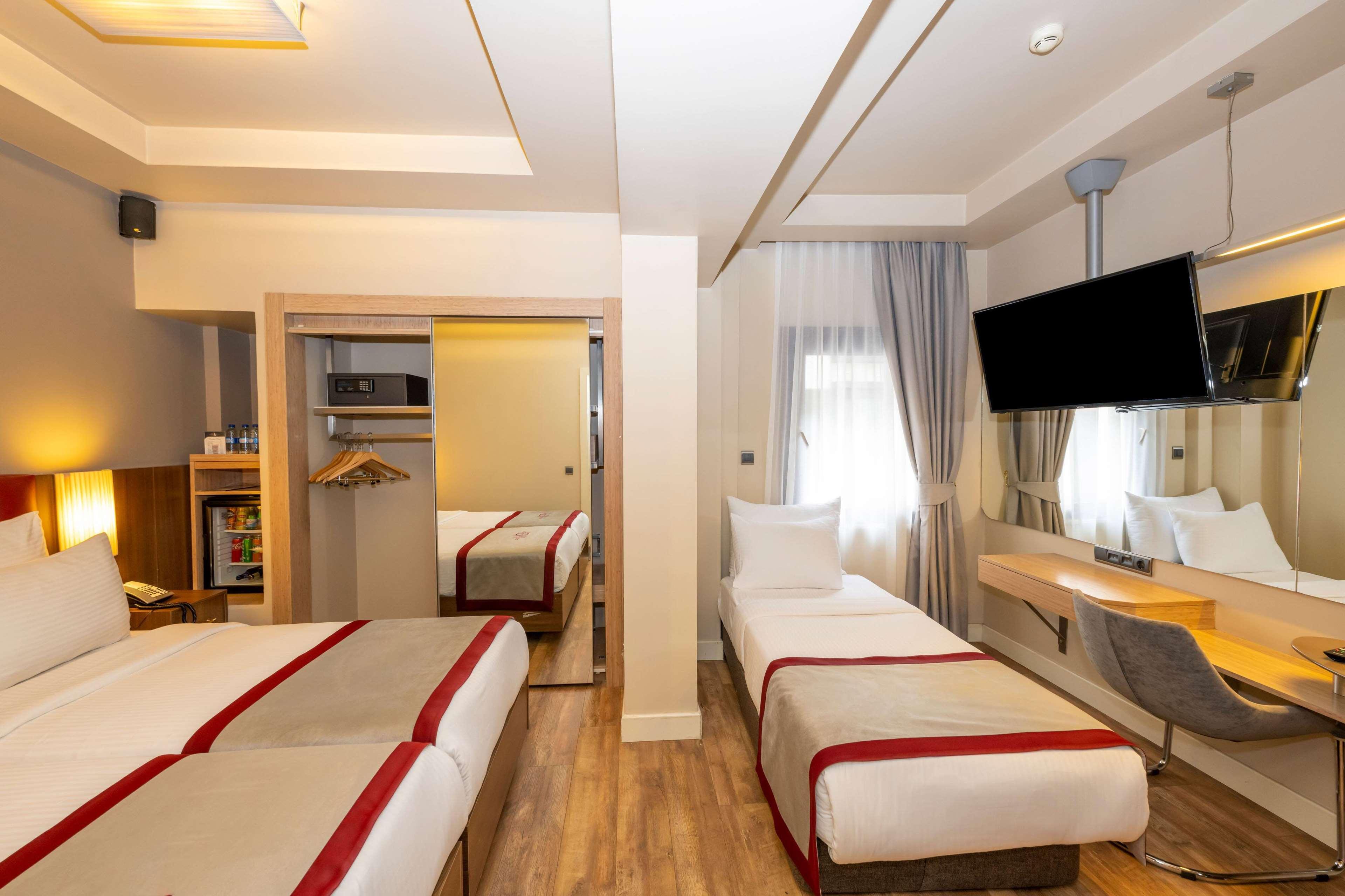 Suite Three Bedrooms