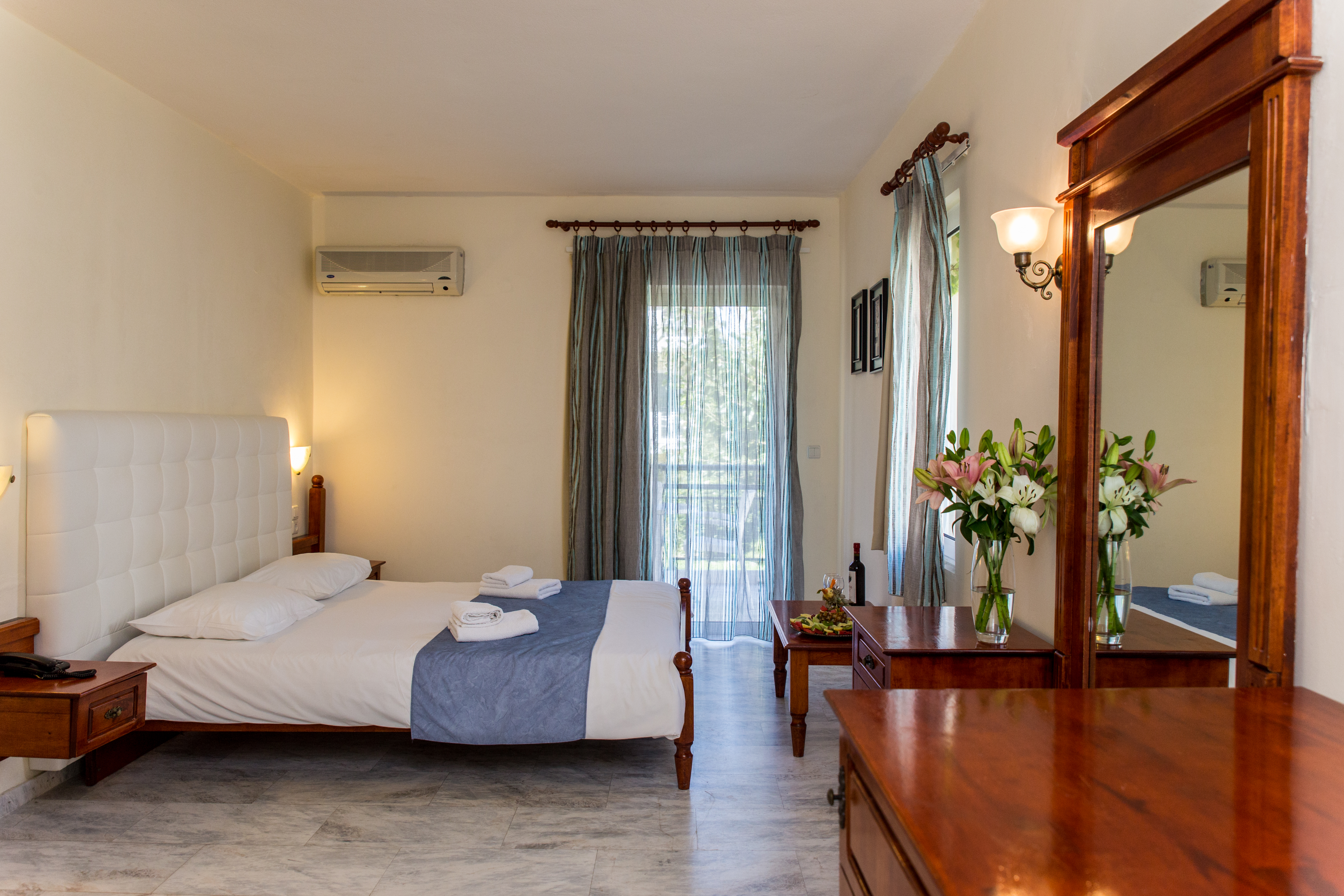 Double or Twin Standard