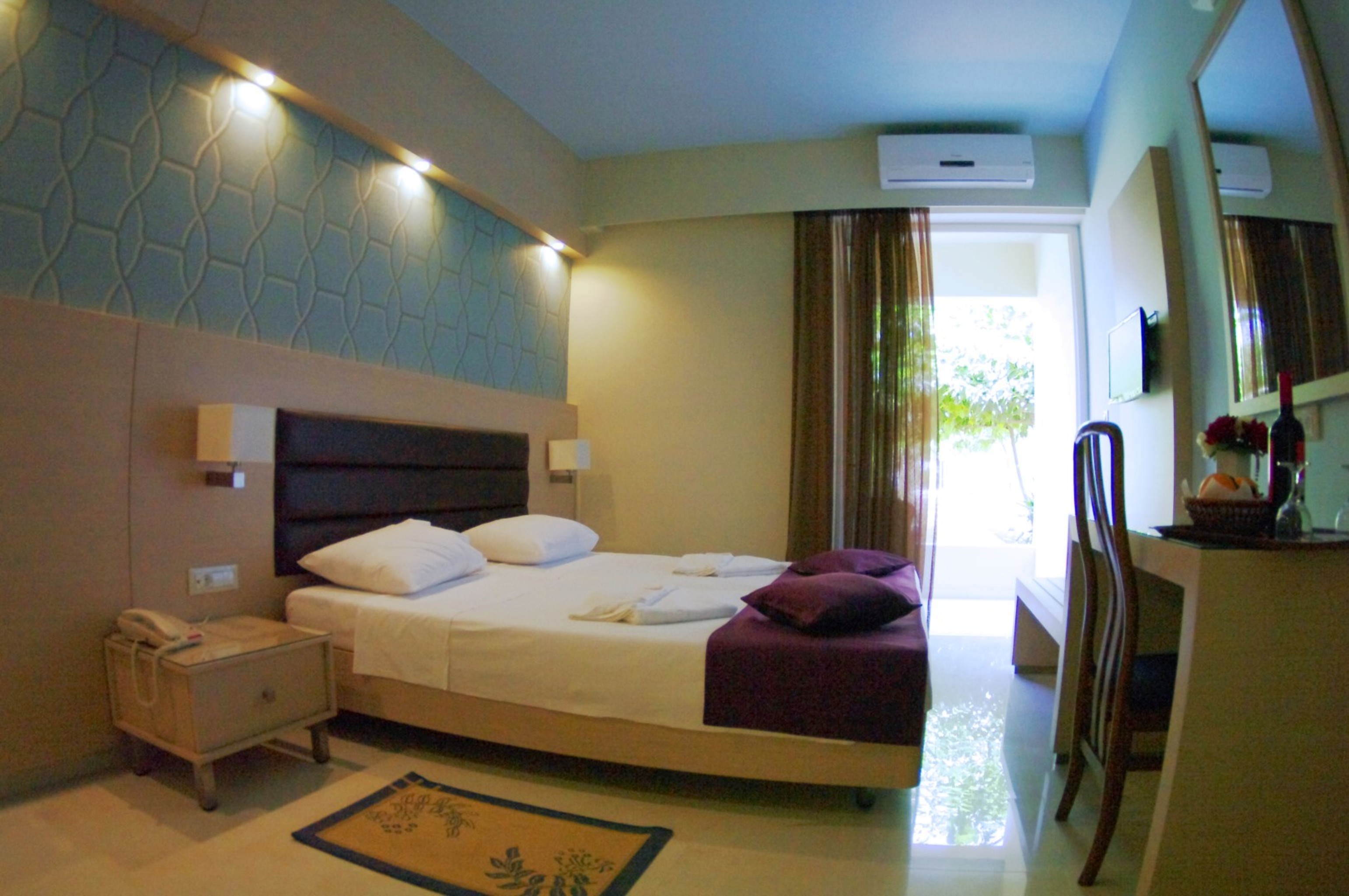 Double or Twin Superior