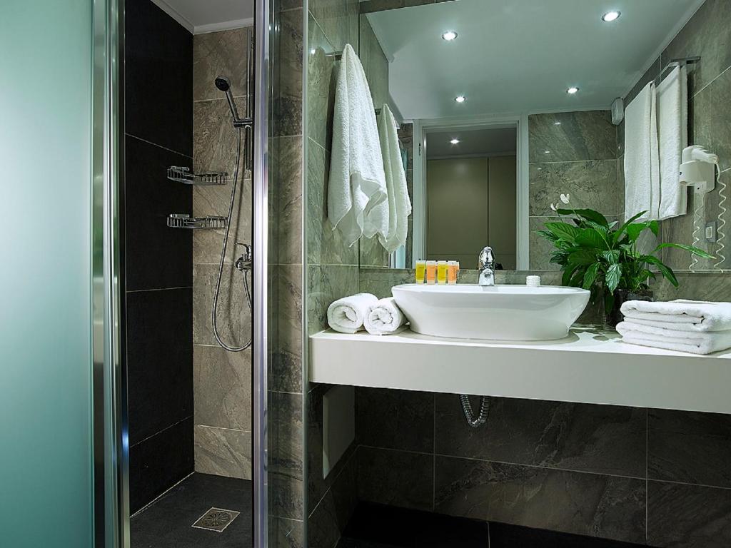 Family Room Superior