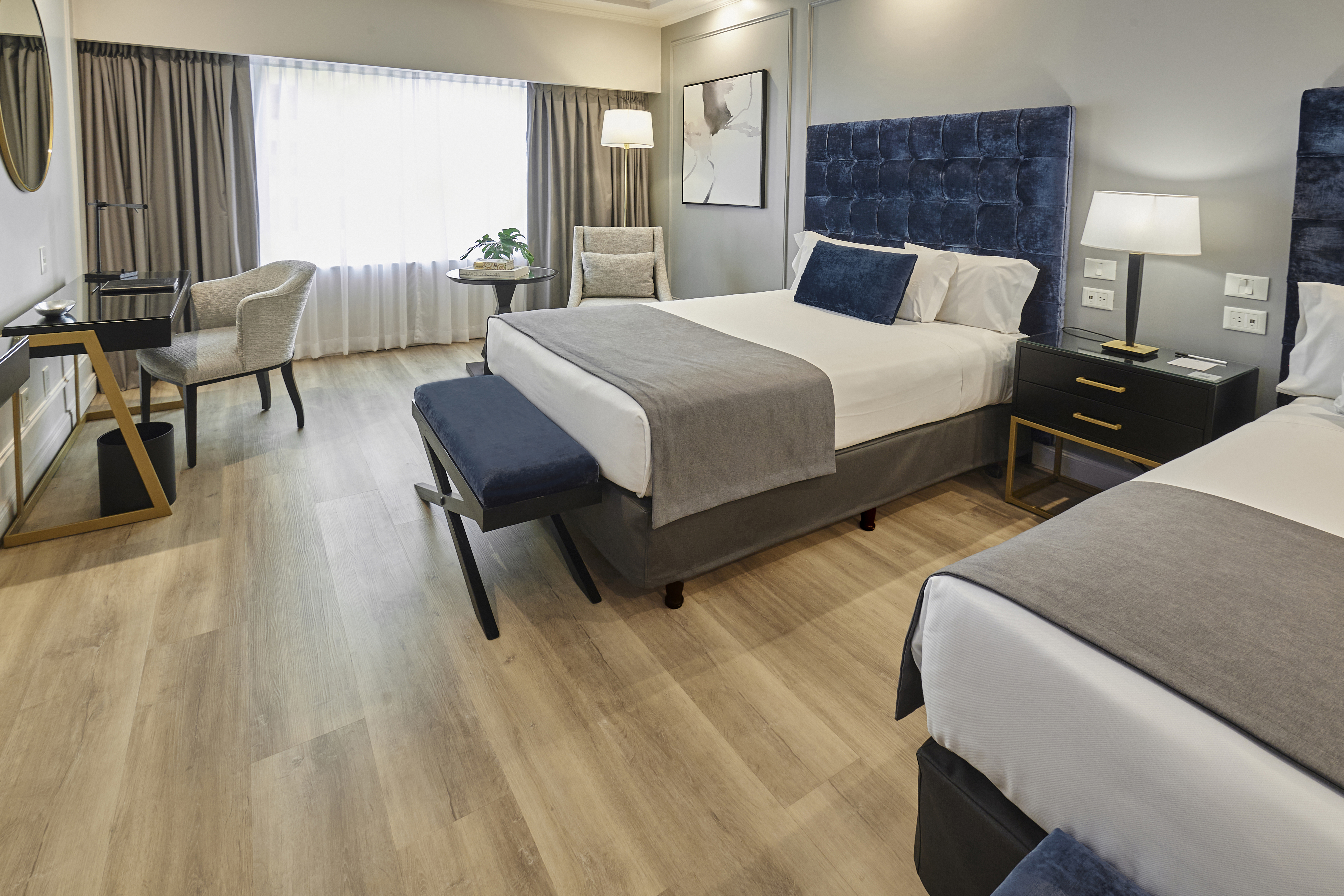 Twin Deluxe Two Beds