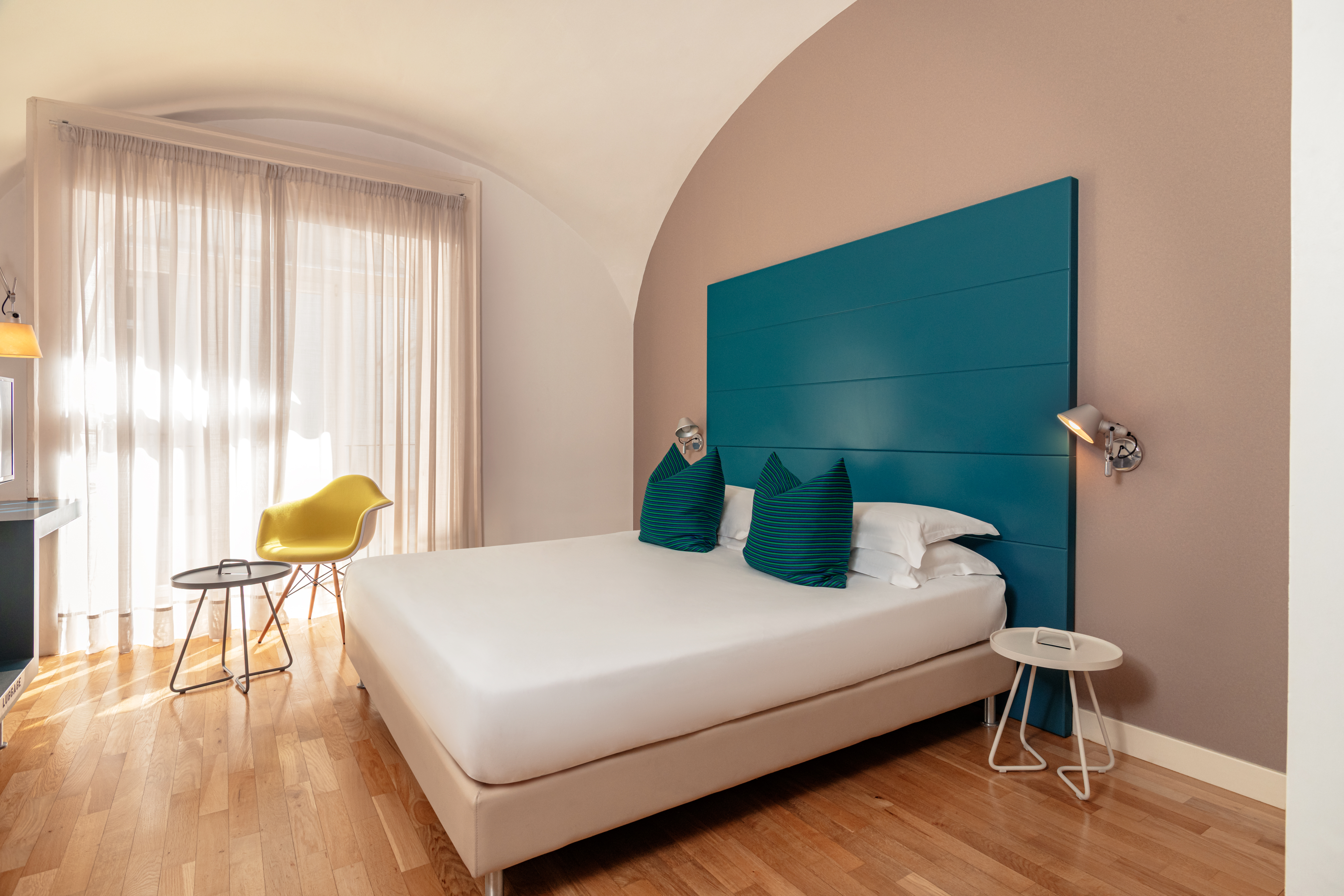 Double or Twin Standard