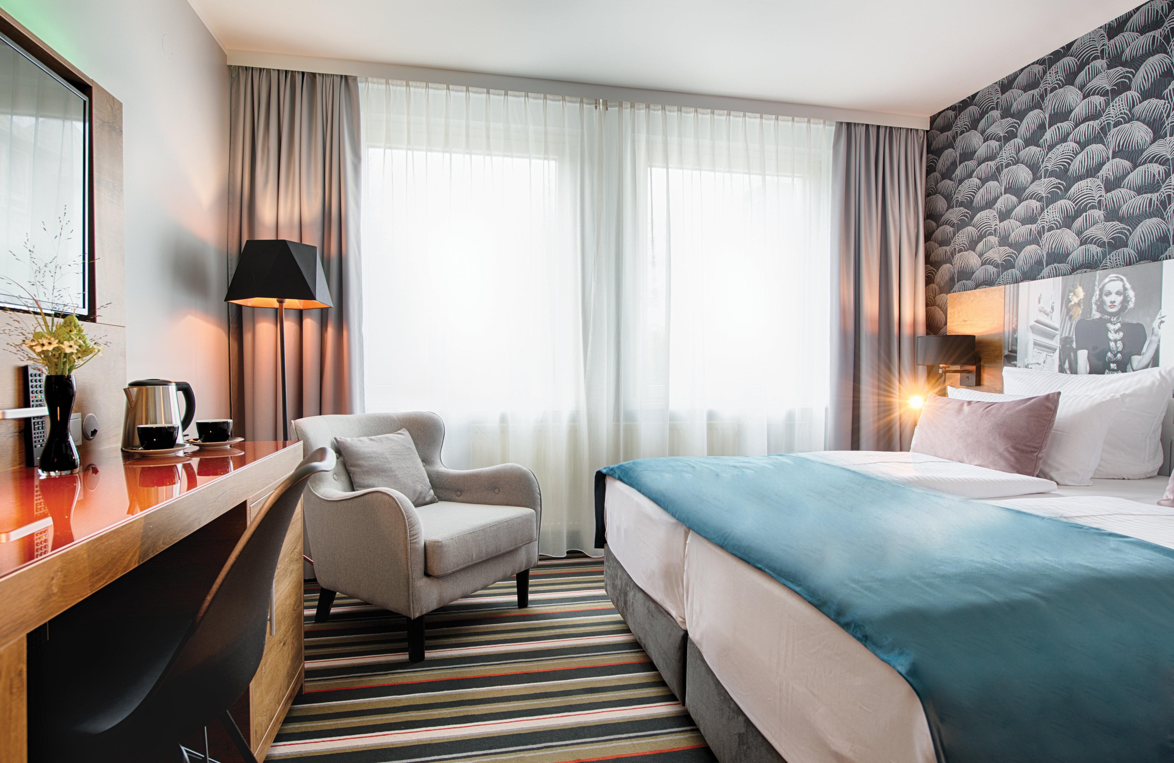 Double or Twin Standard