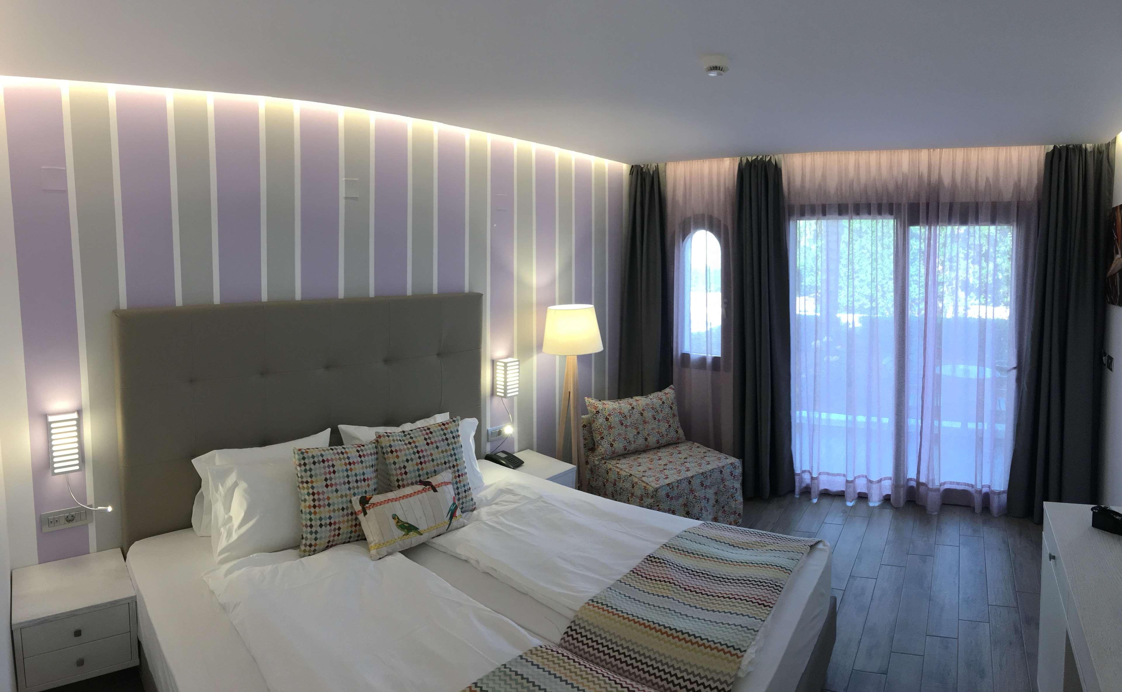 Double or Twin Standard