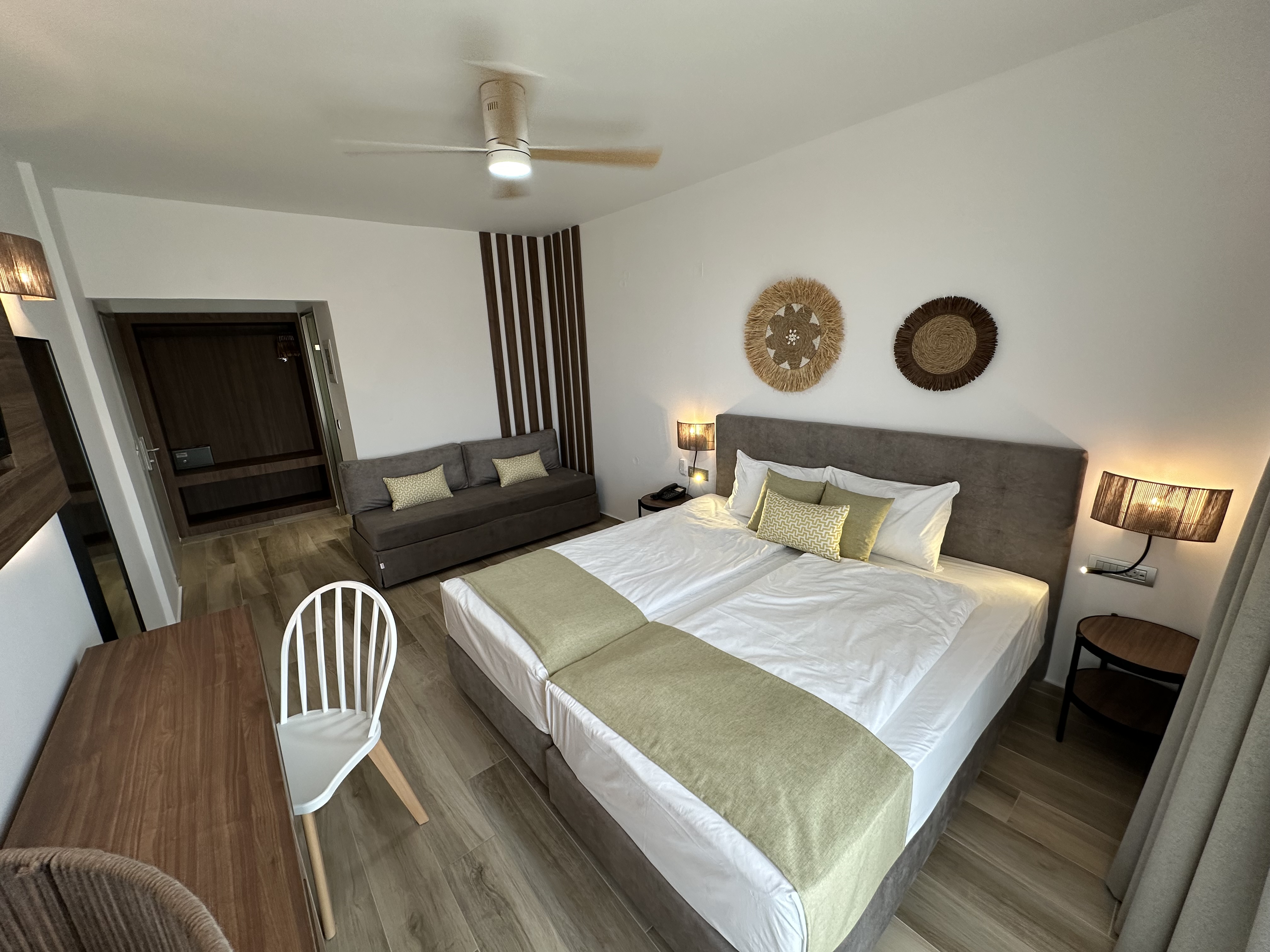 Quadruple Garden View